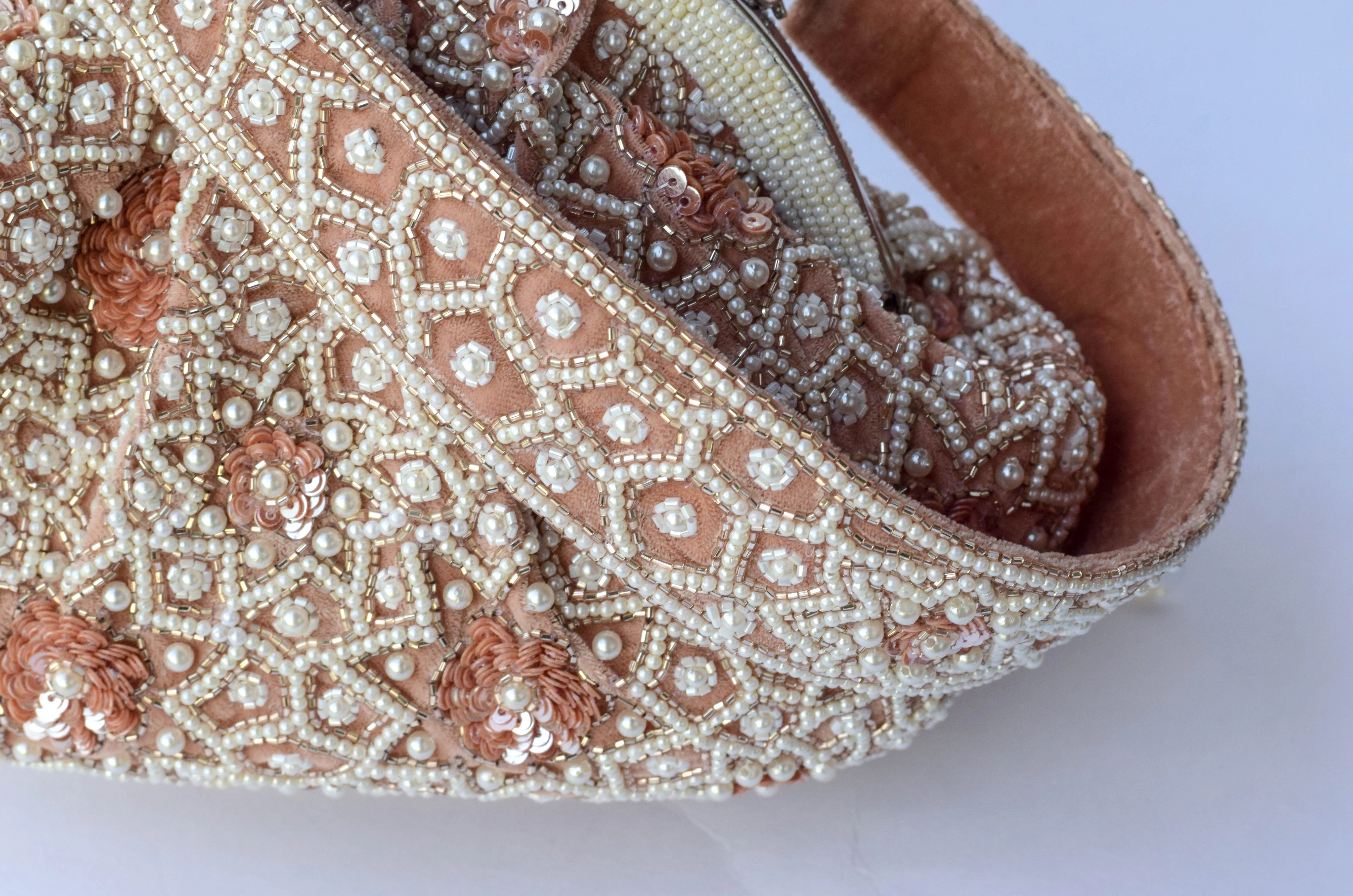 Adara Clutch | SHREYA GHOSHAL
