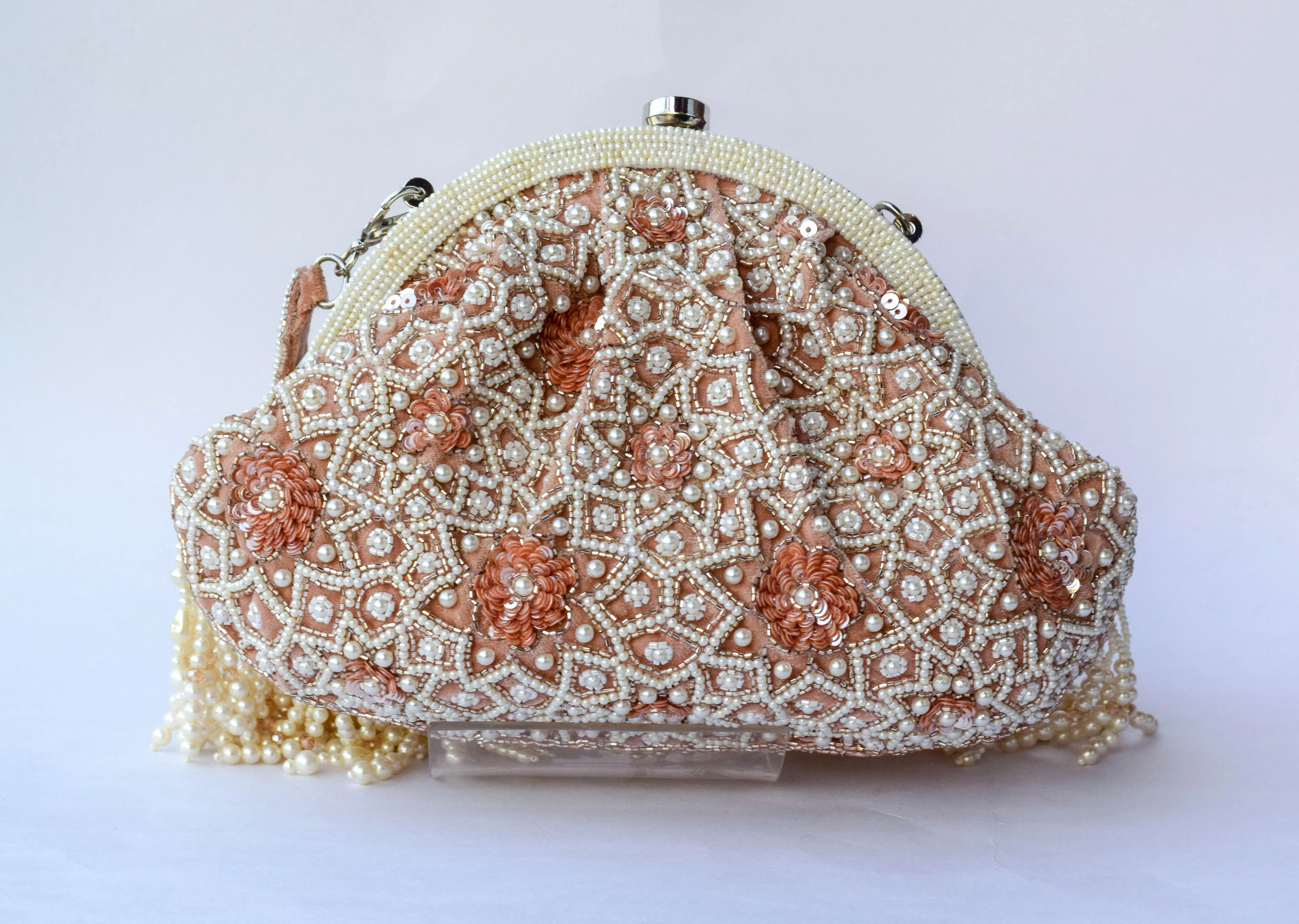 Adara Clutch | SHREYA GHOSHAL