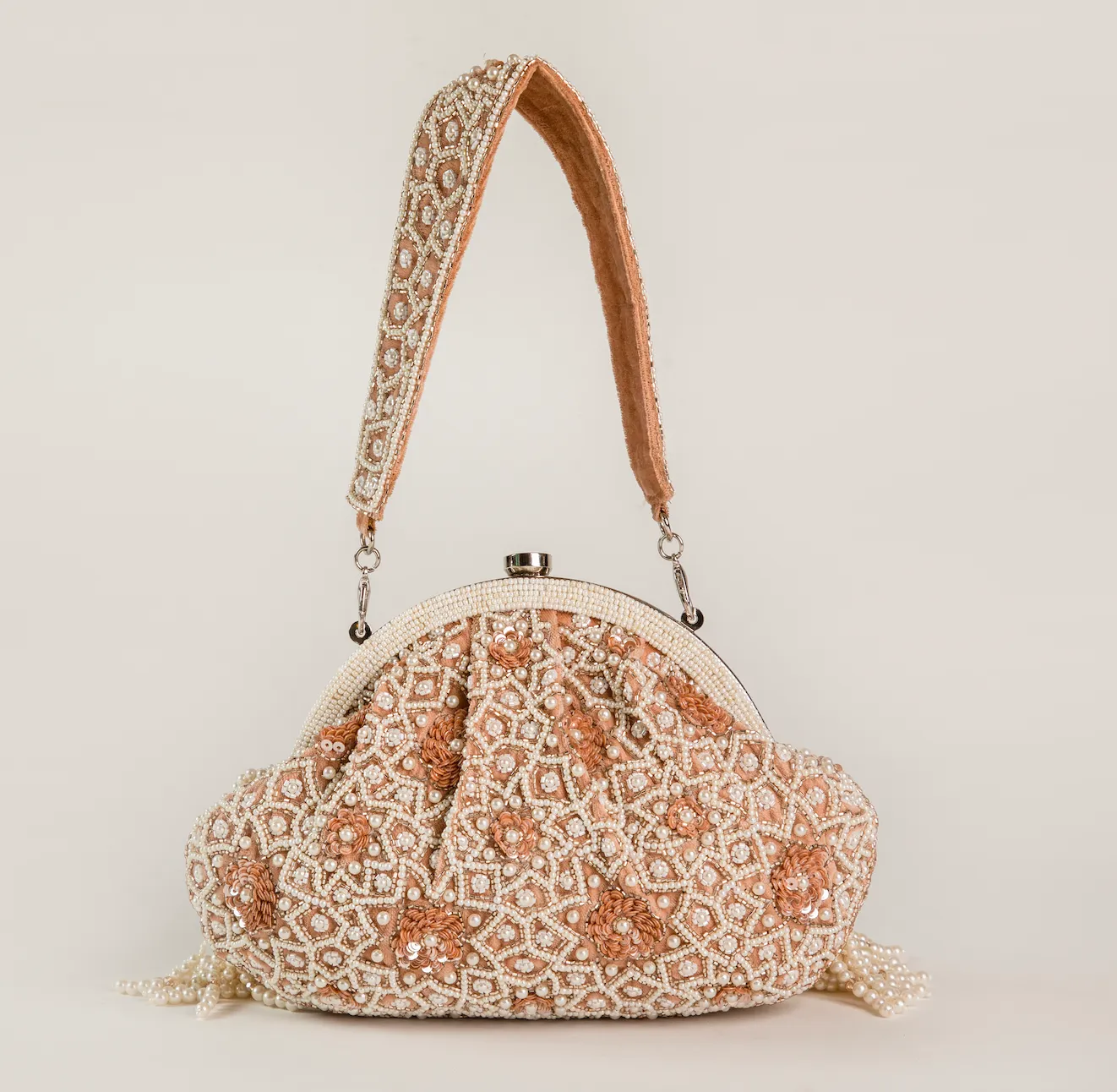 Adara Clutch | SHREYA GHOSHAL