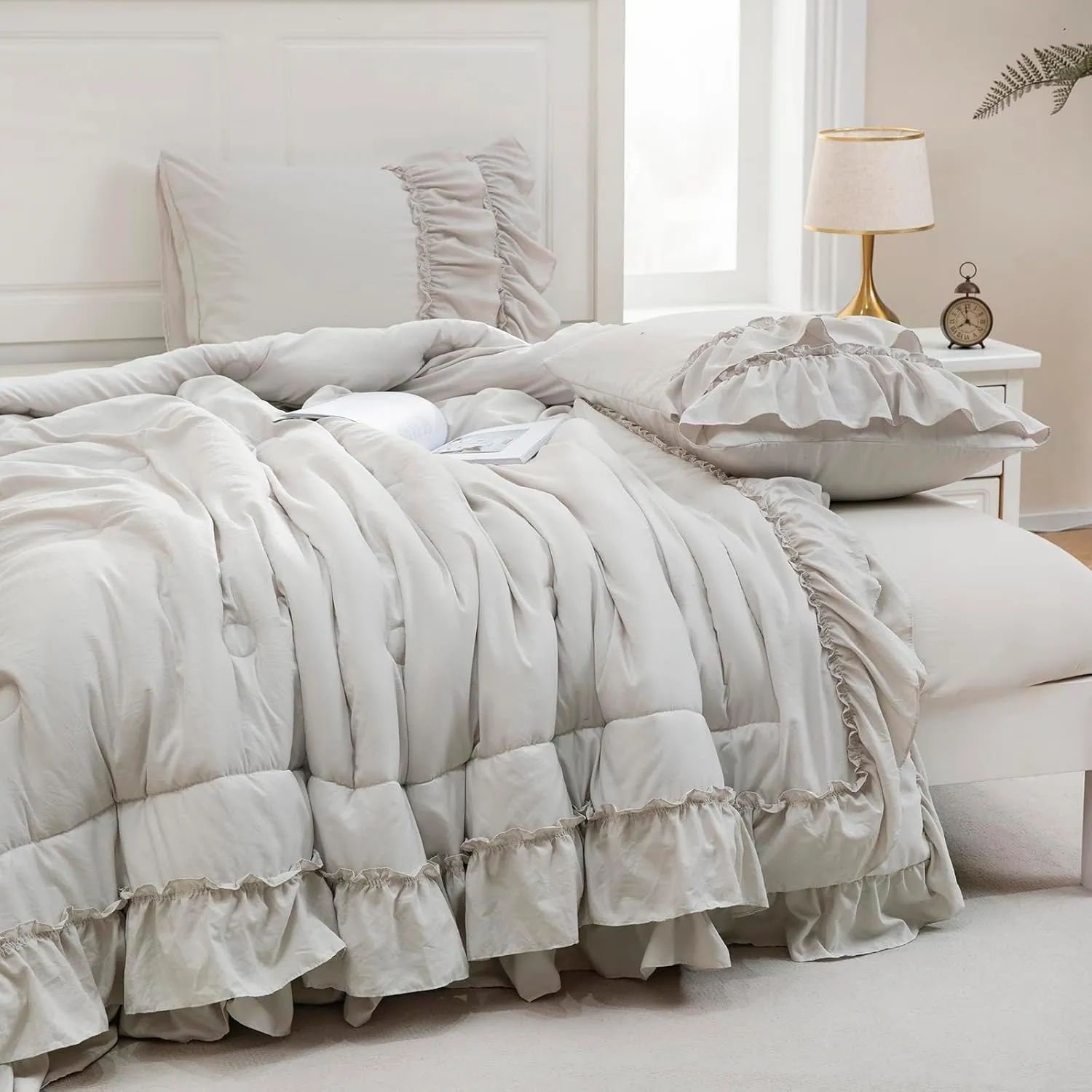 Beige Comfrter Set King Size Boho Bedding Set Shabby Chic 2 Layers Ruffles Bedroom Home Decor Ultra Soft Microfiber Farmhouse Down Comforter Bohemian Quilt Set for Girls Women