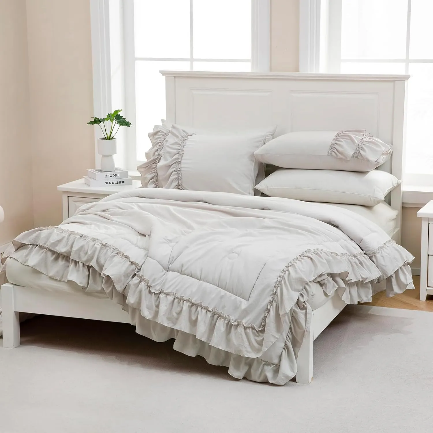 Beige Comfrter Set King Size Boho Bedding Set Shabby Chic 2 Layers Ruffles Bedroom Home Decor Ultra Soft Microfiber Farmhouse Down Comforter Bohemian Quilt Set for Girls Women