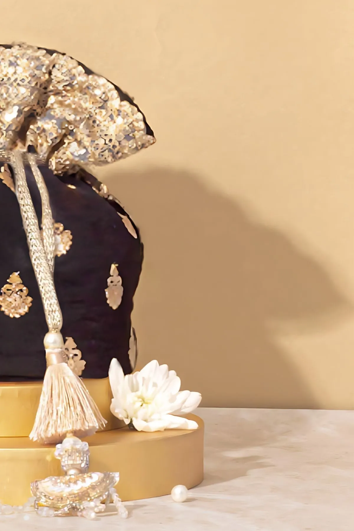 Black saanjh embroidered potli