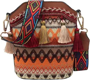 Boho Bucket Bag for Girls Women Small Boho Purse Vintage Shoulder Bag Fringe Tassel Crossbody Purse with Guitar Strap