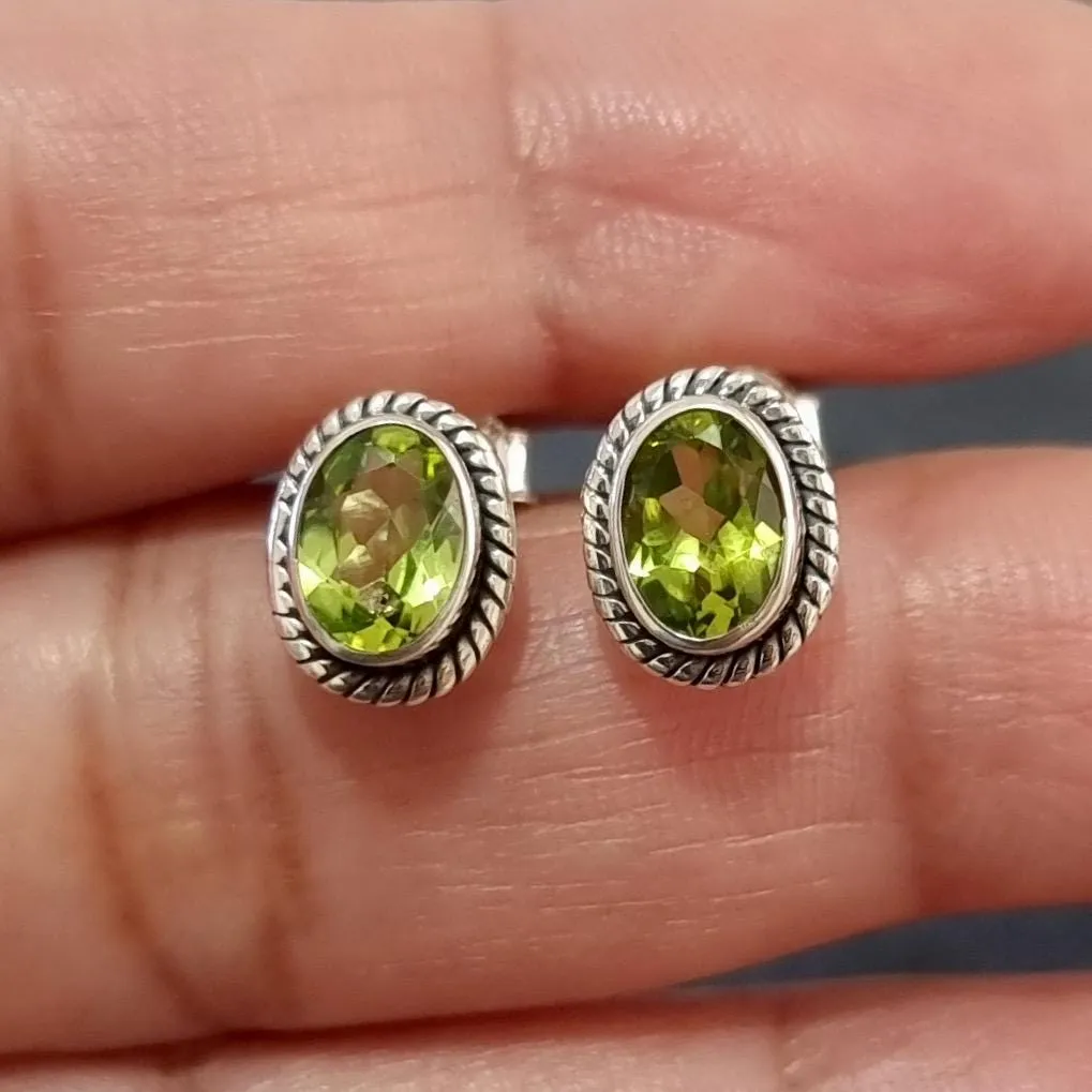 Boho Oval Peridot Studs Earrings, 925 Sterling Silver, S4P