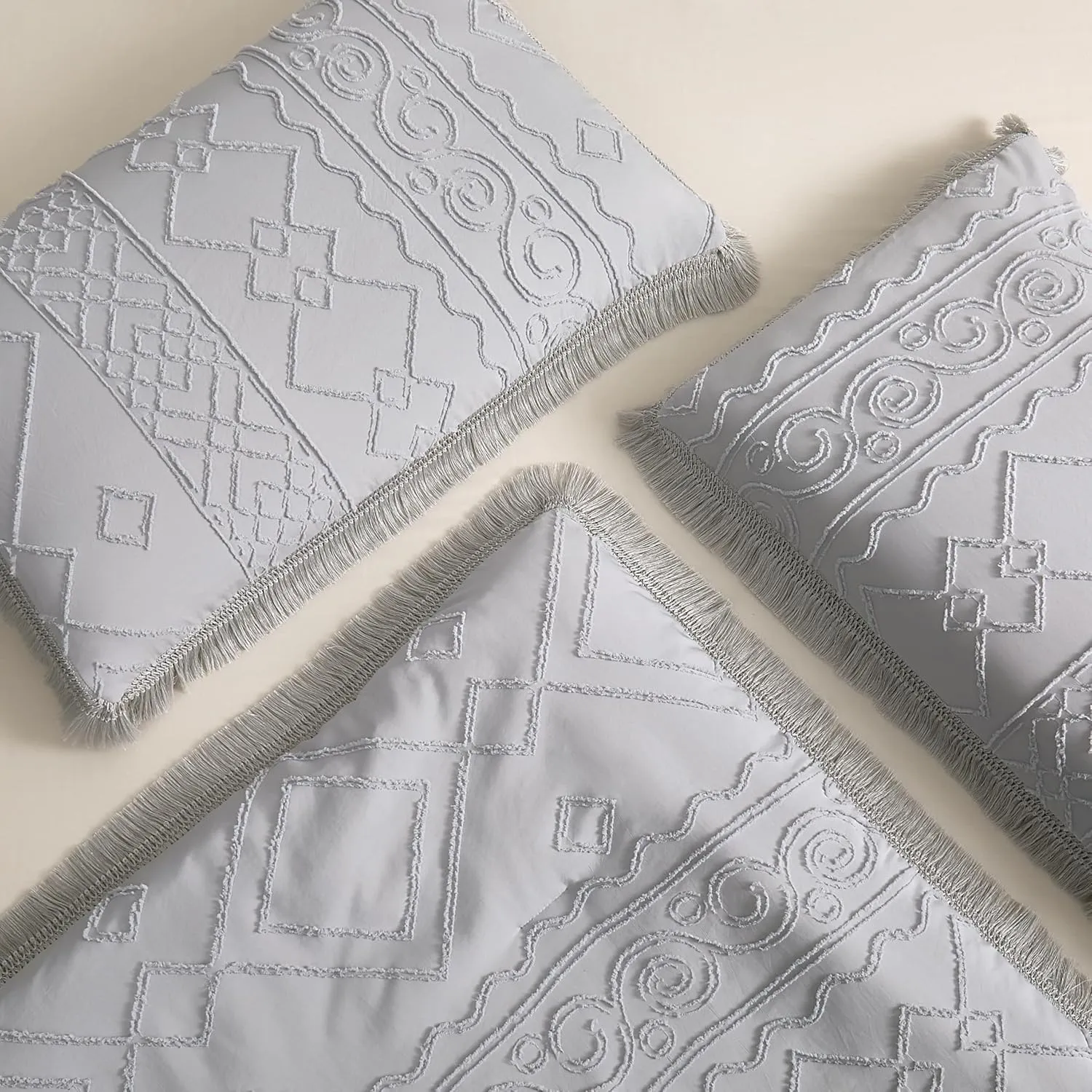 Boho Queen Comforter Set Grey 3 Pieces Tufted Tassel Comforter Set Queen Size Lightweight Queen Size Comforter Sets Shabby Chic Farmhouse Fluffy Gray Comforter Queen Bed Set Gift Choice
