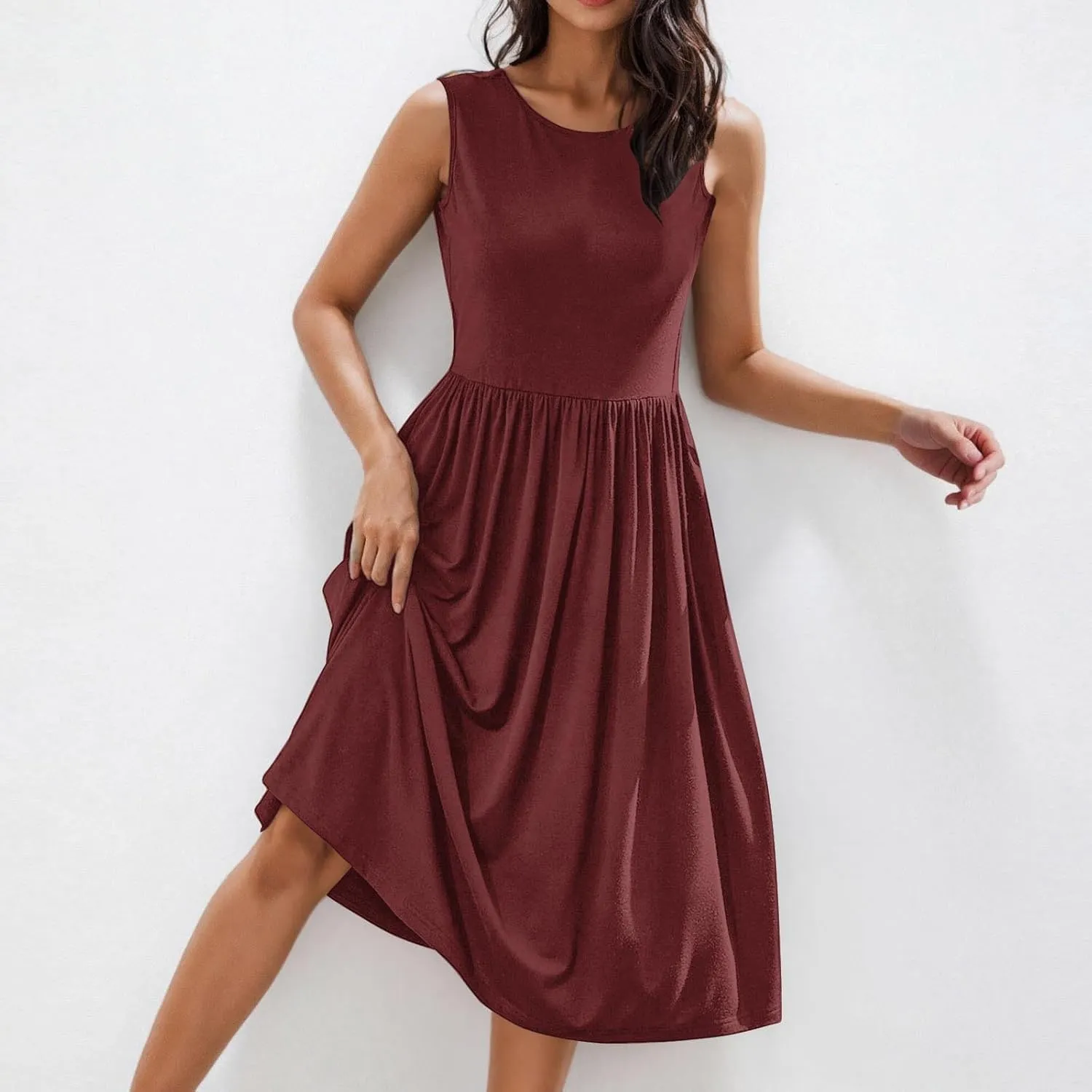 Casual Sun Dresses for Women Summer Trendy Crewneck Sleeveless Vacation Dresses A-Line Maxi Dress with Pockets