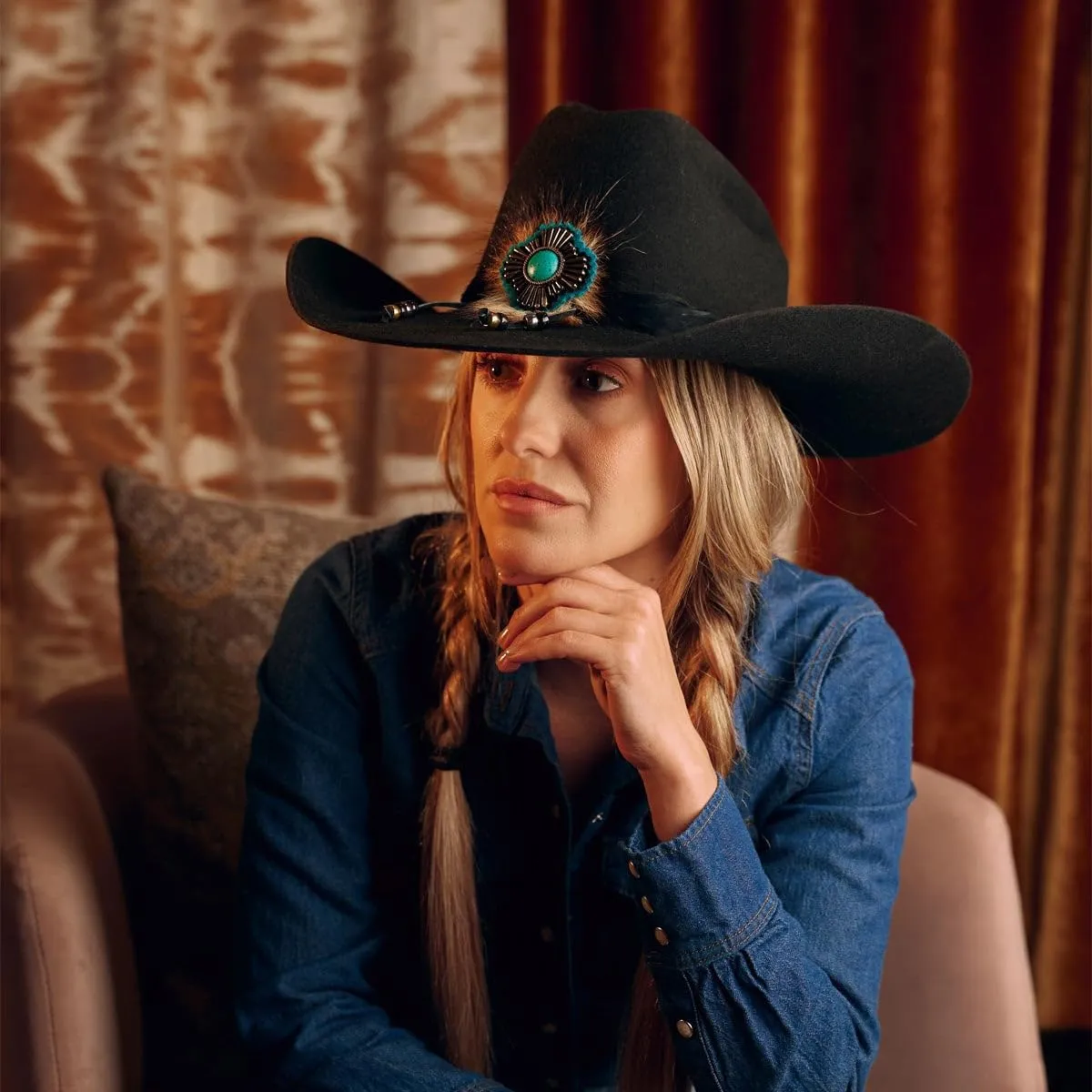 Charlie 1 Horse C1H x Lainey Wilson Country with A Flare Wool Cowboy Hat