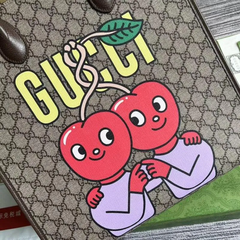 Charm - GG Bags - 1240