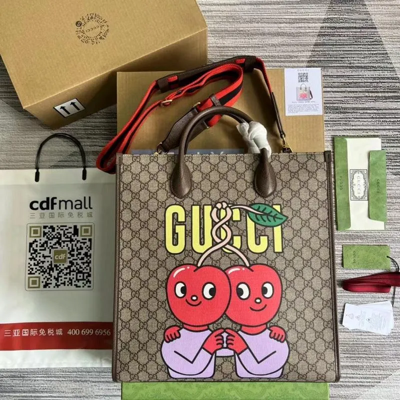 Charm - GG Bags - 1240