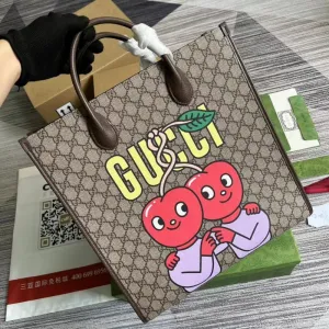 Charm - GG Bags - 1240