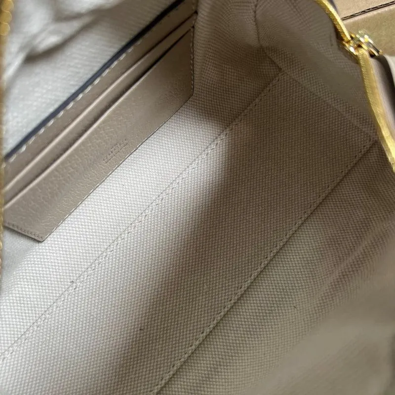 Charm - GG Bags - 916