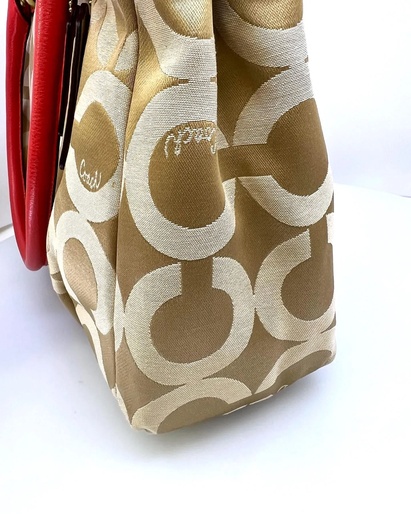 COACH CARRY ALL SIGNATURE SATCHEL