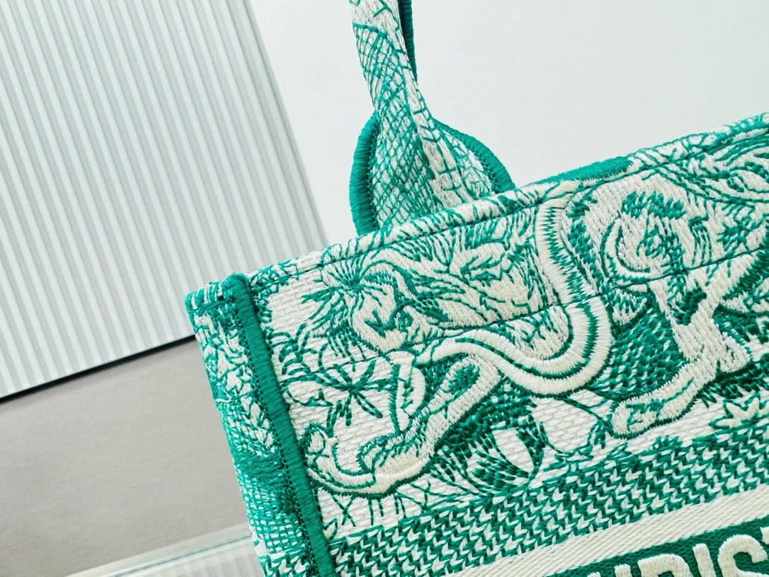 D Book Tote