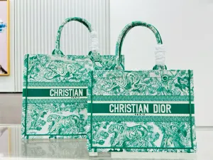 D Book Tote
