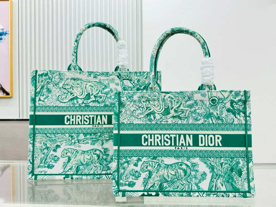 D Book Tote