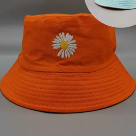 Double-side Unisex Harajuku Bucket Hat Fishing Outdoor Cap women Bucket fishing Hats Sunscreen Daisy embroidery fisherman hat