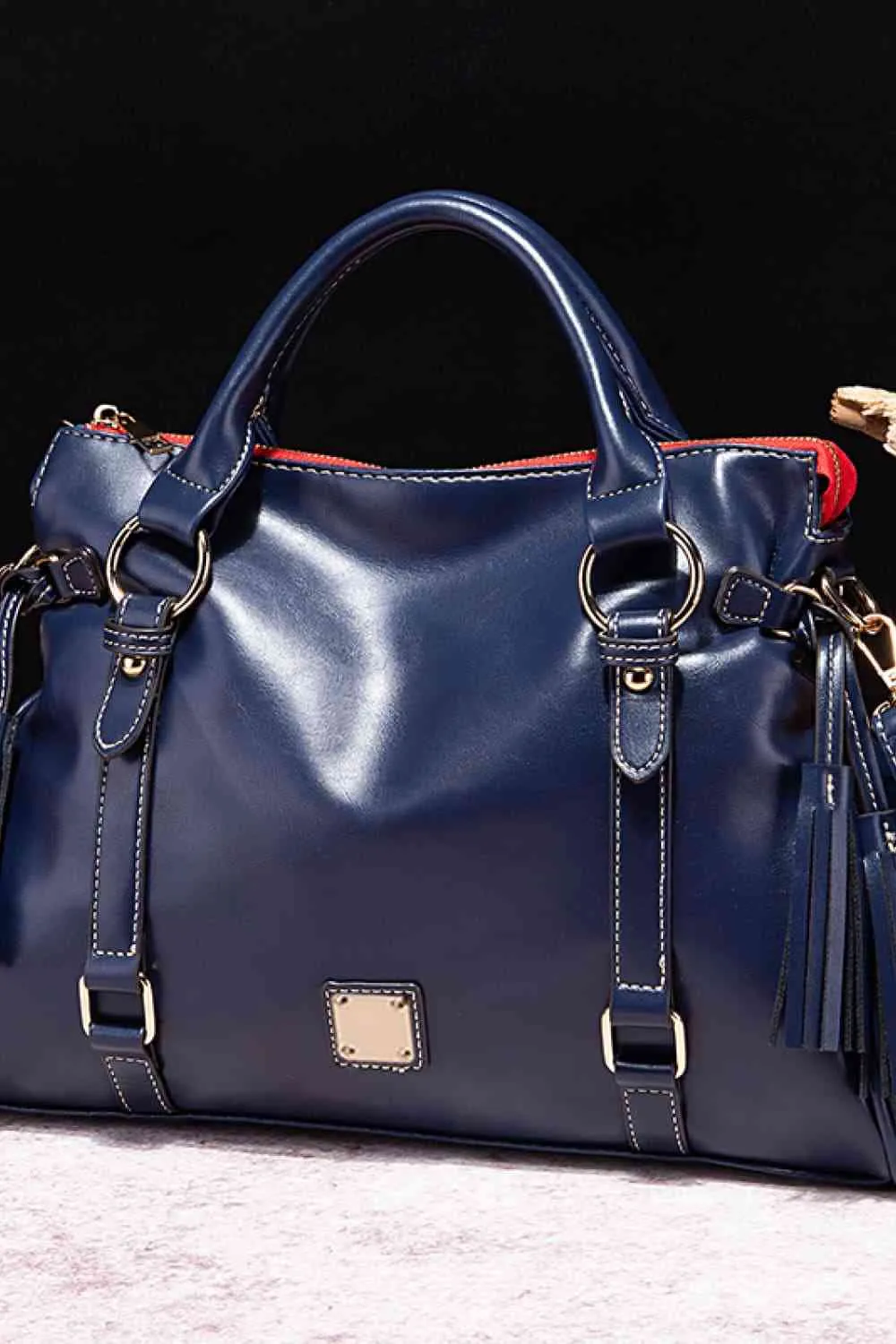 Elegant PU Leather Handbag with Tassels for Every Occasion