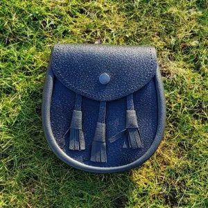 Grained Buttoned Black Day Wear Sporran with Genuine Leather by Gleann Righ