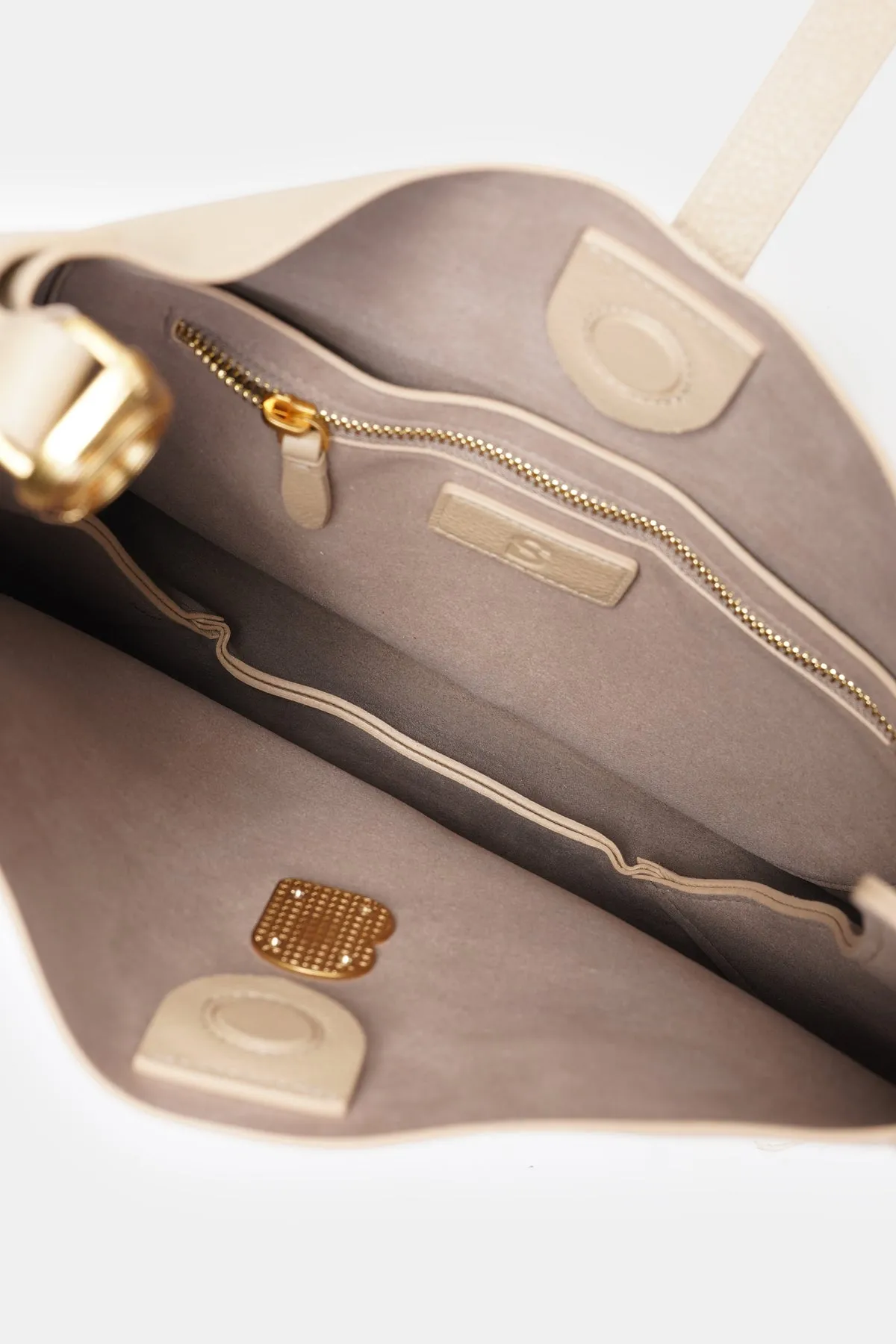 Halo Hobo Bag - Lamb