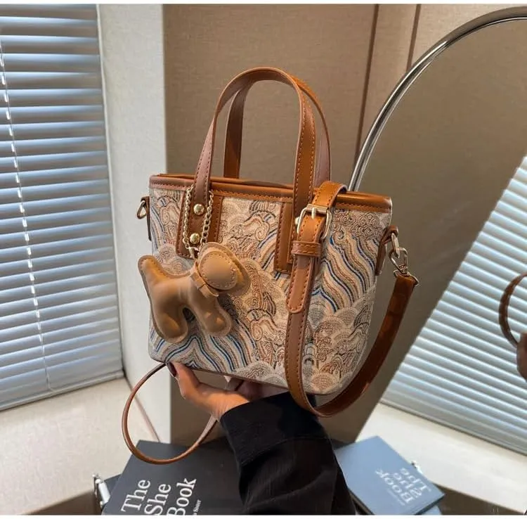 Hand-held small handbags Women's fashion embroidery bucket purses casual versatile crossbody bags