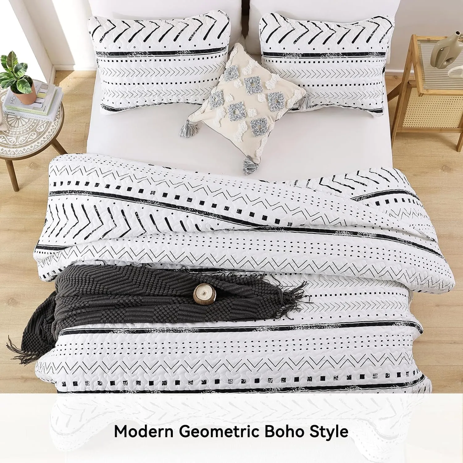 JANZAA Quilt Boho Bedding Set Queen Size – Lightweight Geometric Bedspread Coverlet, Soft Polyester Bedding Set for All Season, Machine Washable(Two Pillow Cases, White)