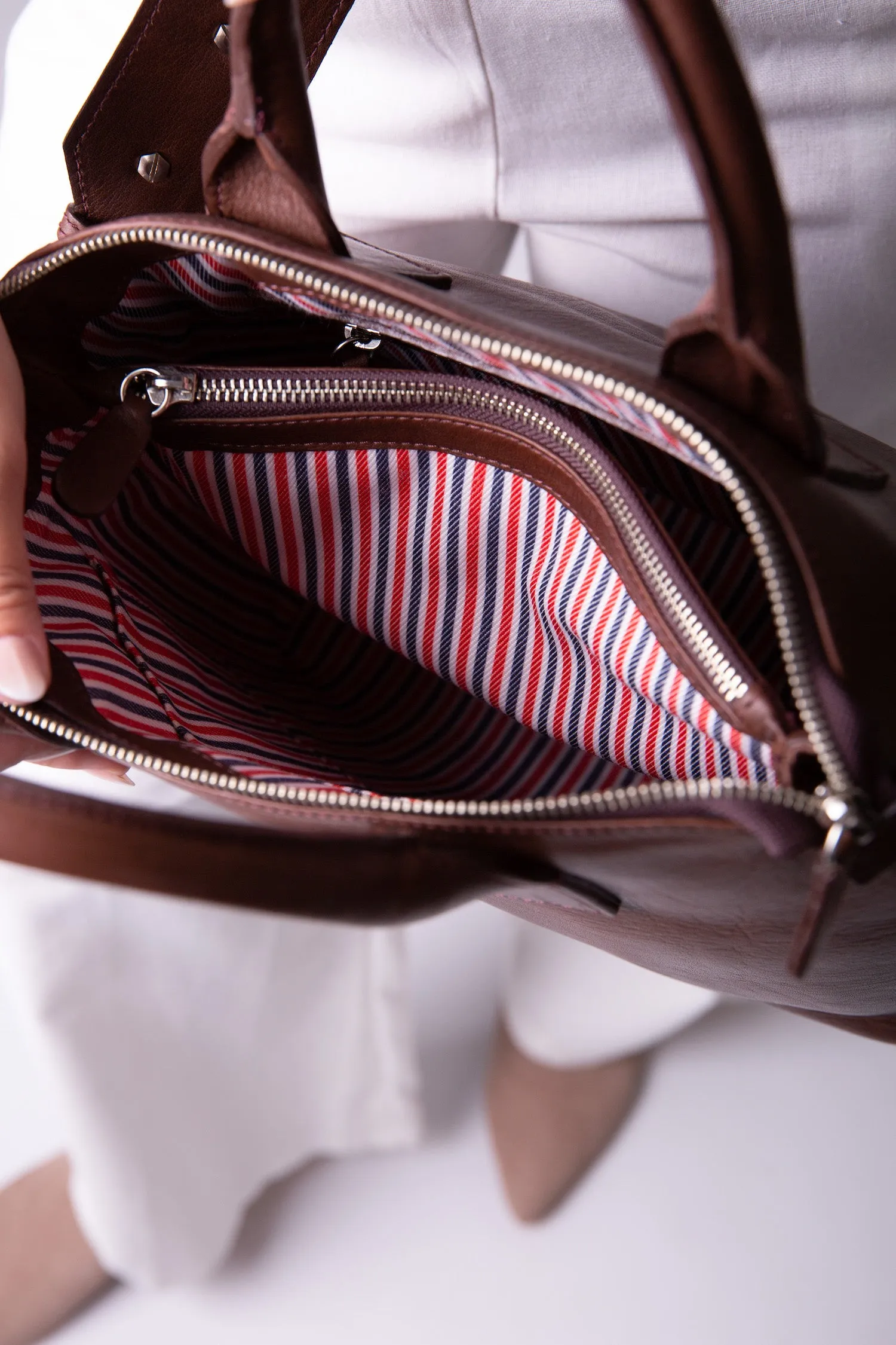 Kelly Medium Satchel Chocolate