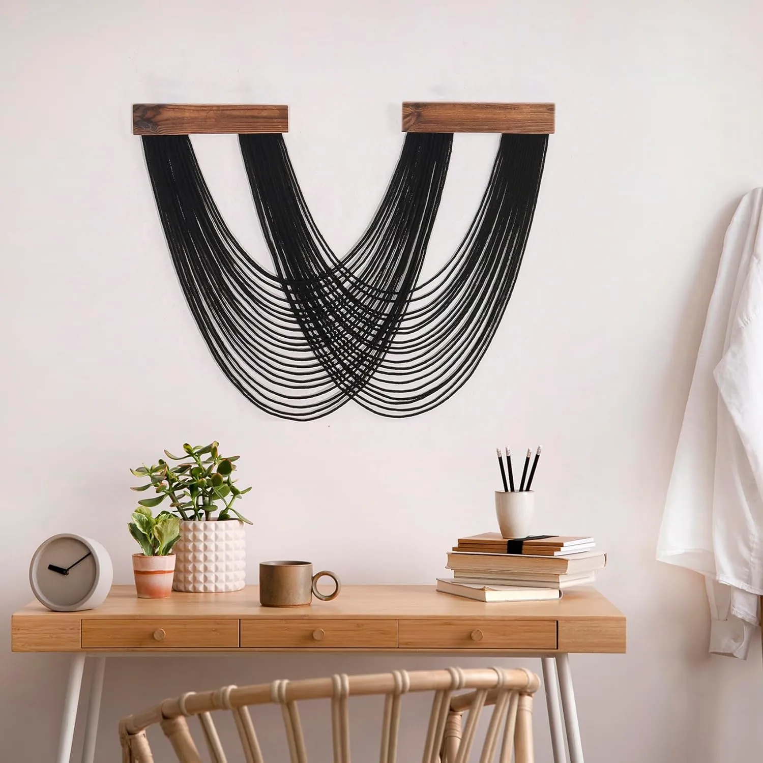 LB Macrame Wall Hanging Large, Black Boho Macrame Tapestry Wall Decor Handmade Woven Chic Bohemian Macrame Wall Art Decor for Bedroom Living Room Office Bathroom Nursery