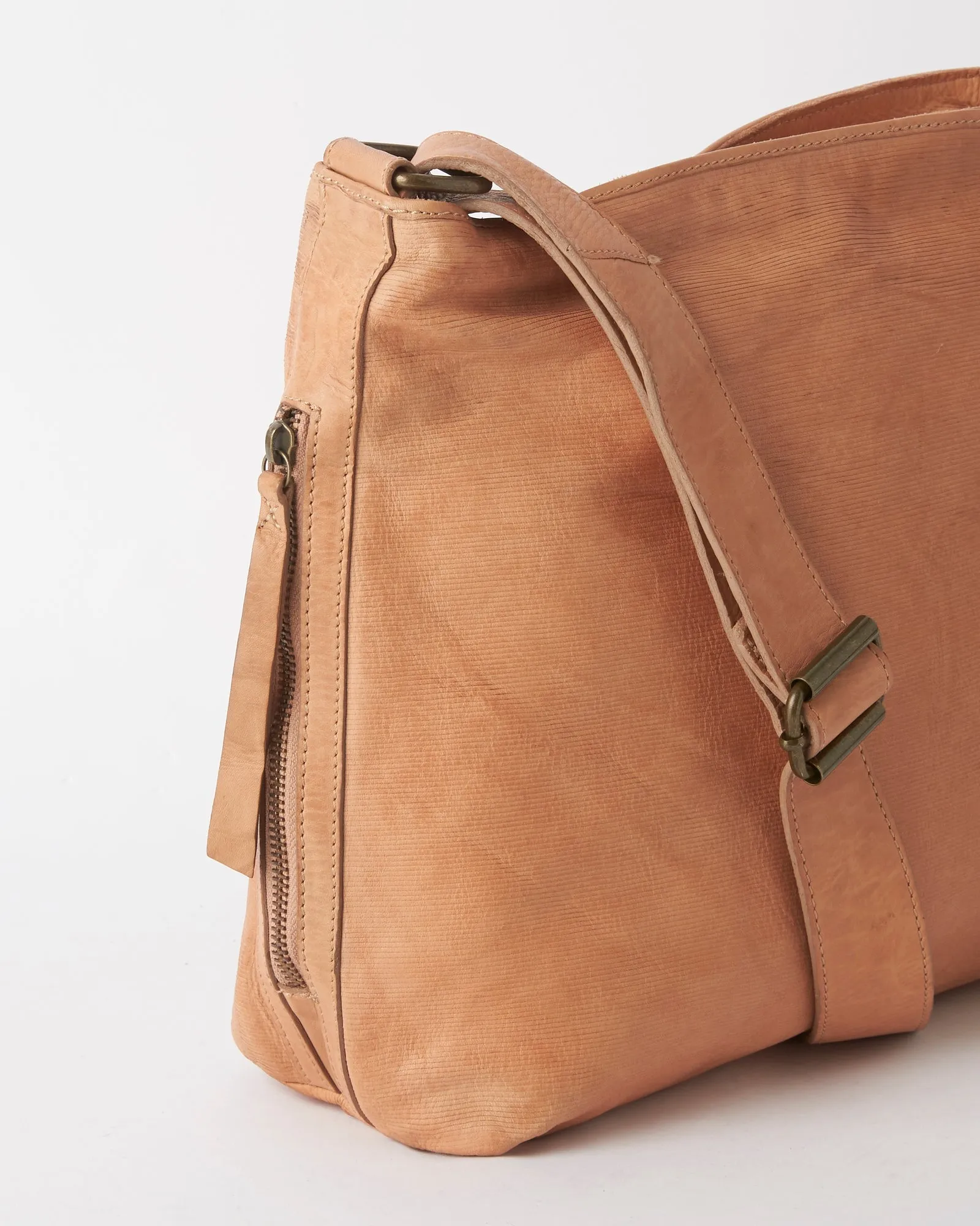 Linea Slouchy