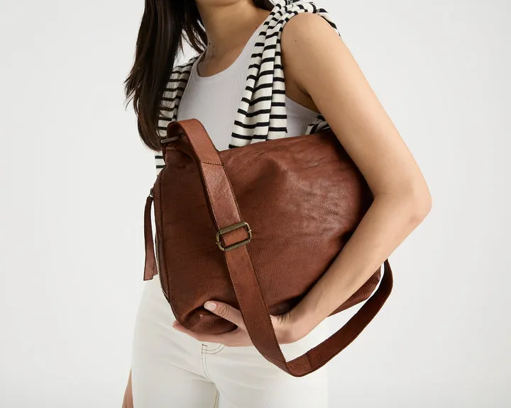 Linea Slouchy