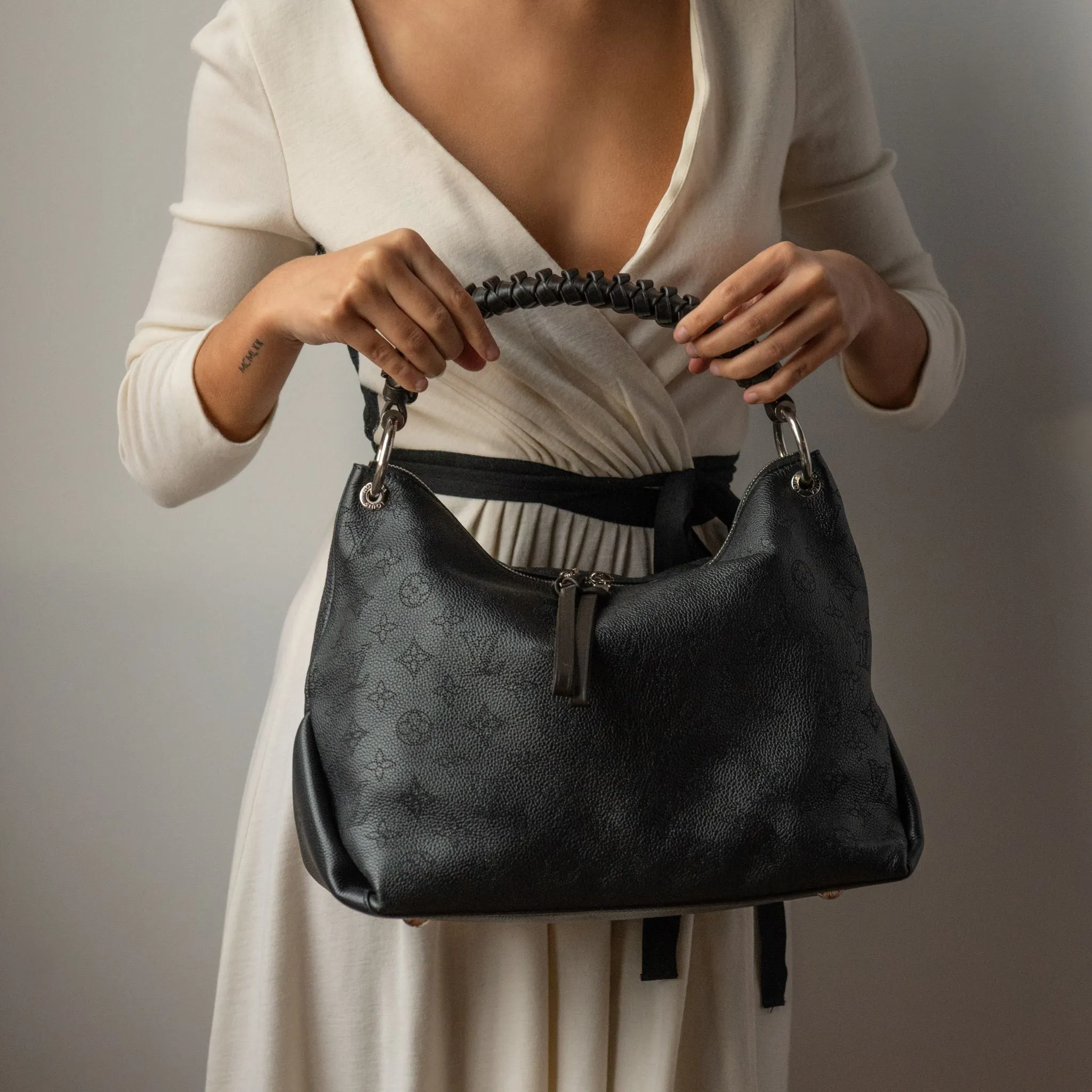 Louis Vuitton Black Mahina Beaubourg Hobo MM