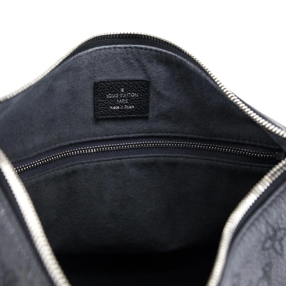 Louis Vuitton Black Mahina Beaubourg Hobo MM