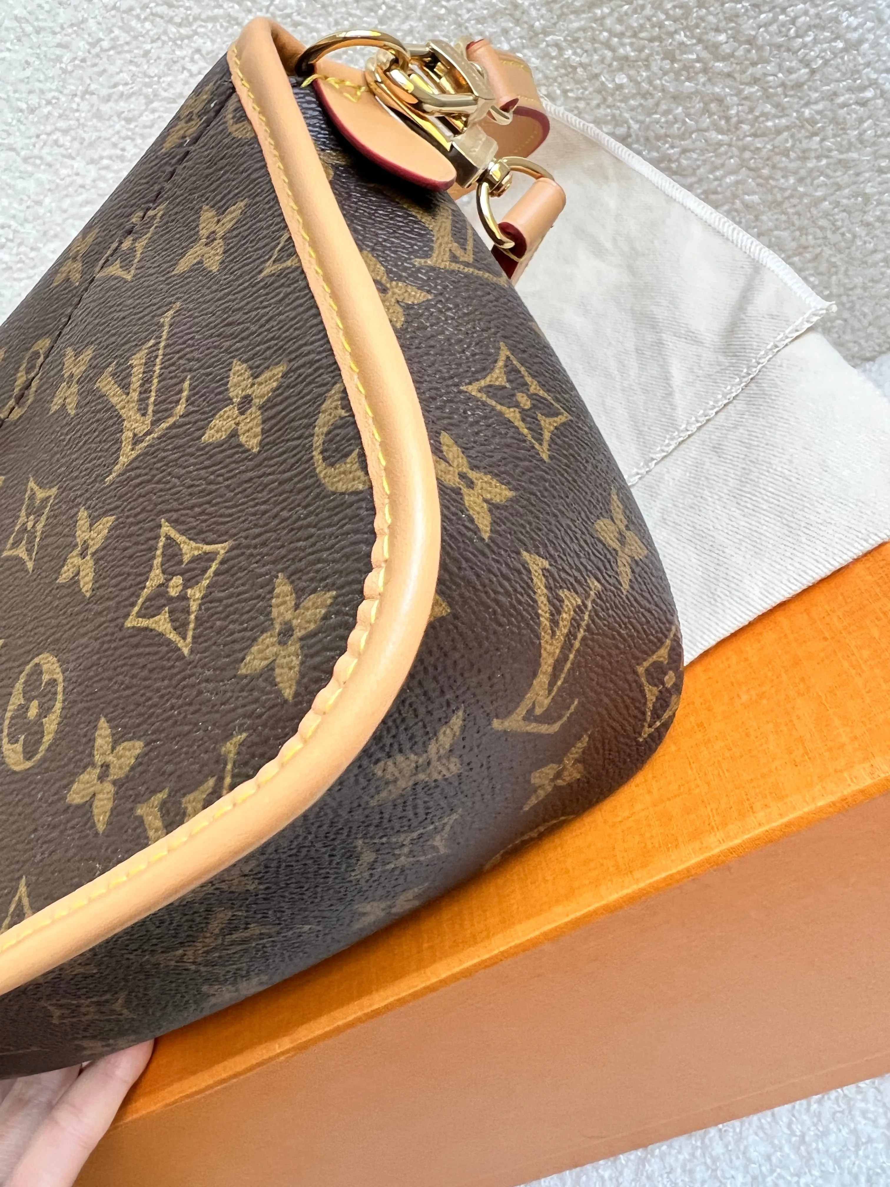 Louis Vuitton Diane Satchel Monogram Fuchsia (RRP £1,790)