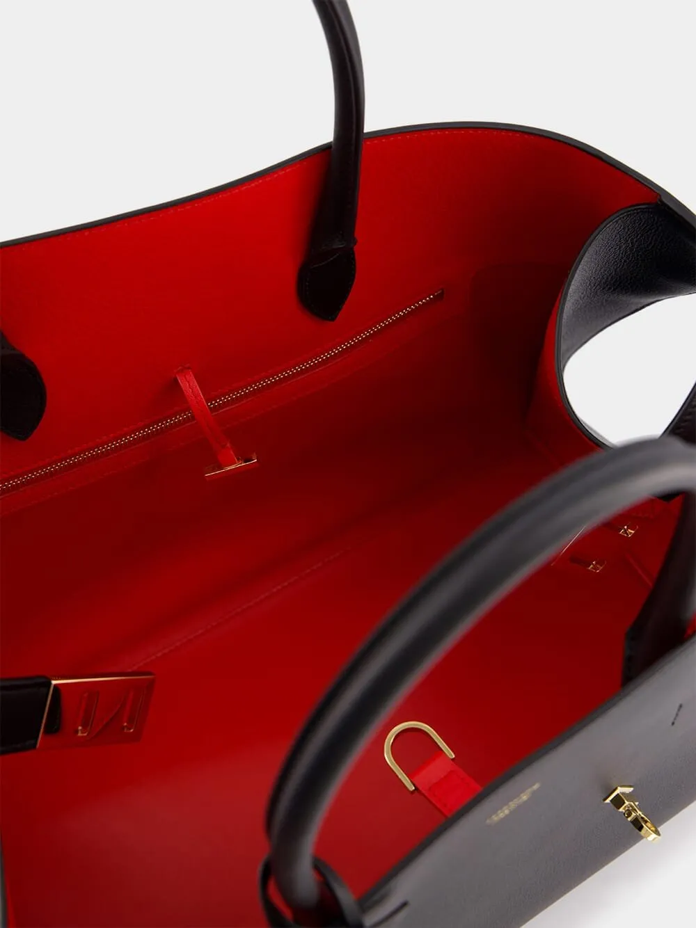 Medium Hug Handbag