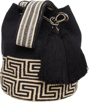 MEDIUM - NEUTRAL WAYUU bag mochila for women, original bolsa tejida colombiana authentic crochet pattern Gift from Colombia