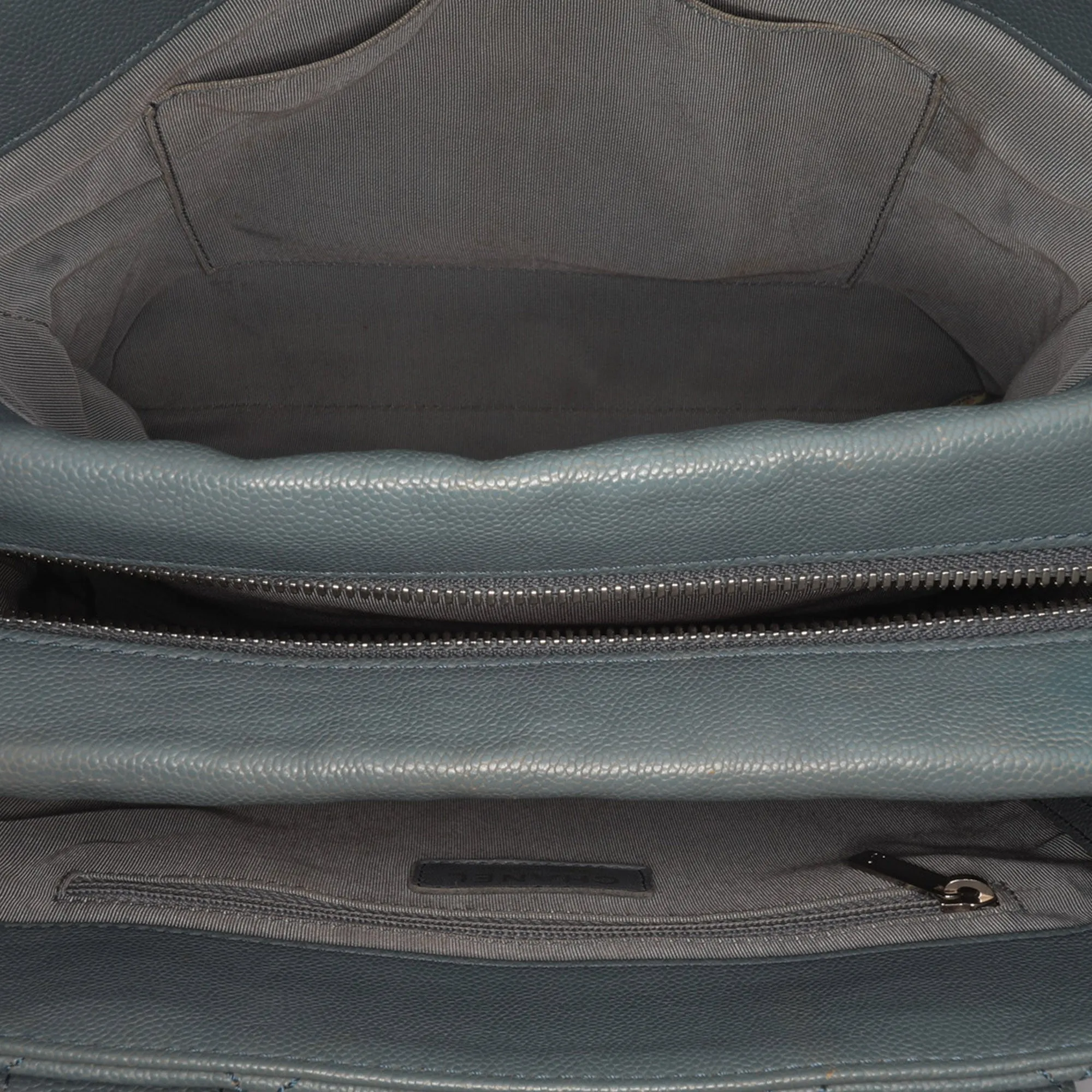 Medium Quilted Caviar Urban Companion Tote