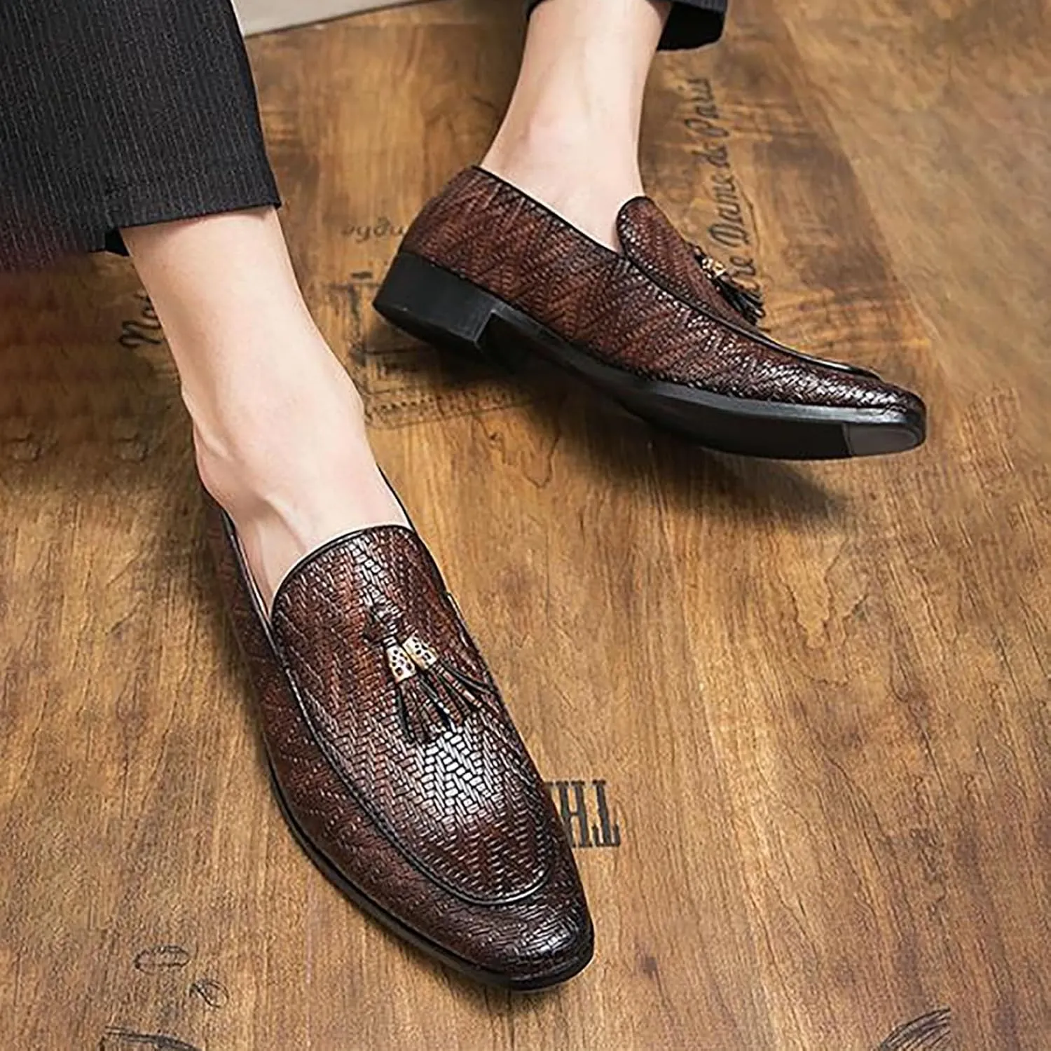 Men Oxford Shoes Lace Up Split Toe Men Dress Shoes， Suede Patchwork Crocodile Pointed Toe Prints Leather Shoes Men