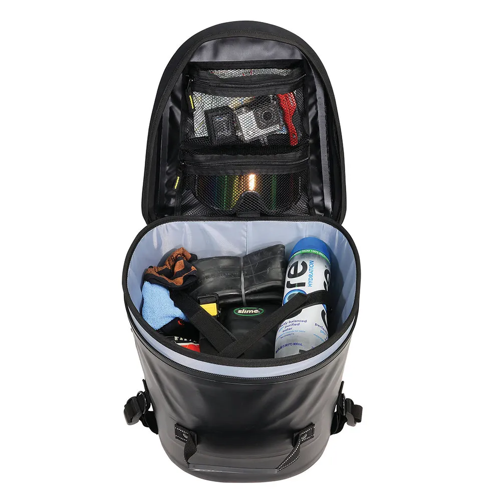 NELSON-RIGG HURRICANE ADVENTURE TAILBAG