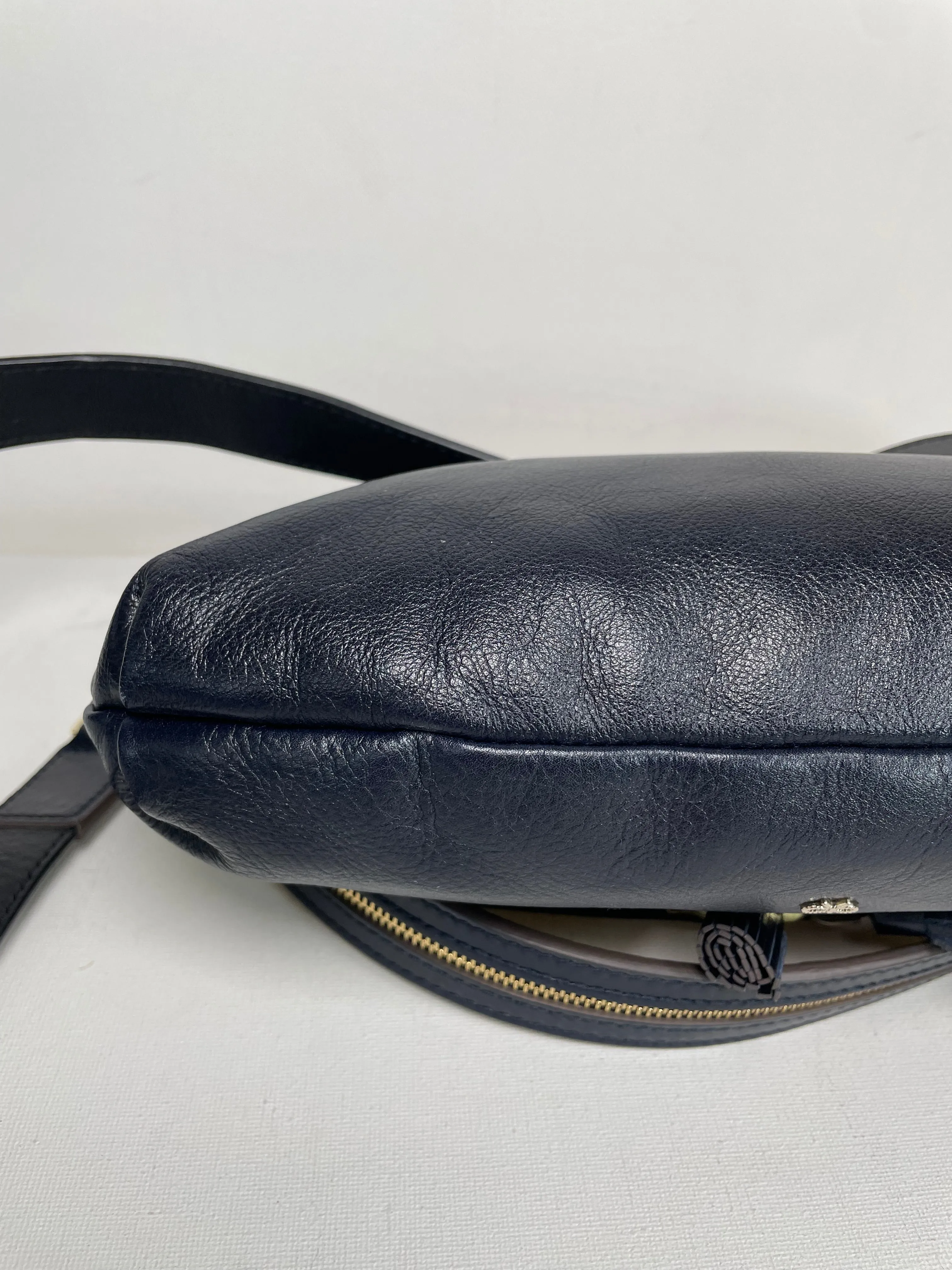 Preloved Anya Hindmarch Maxi Zip Satchel, Small