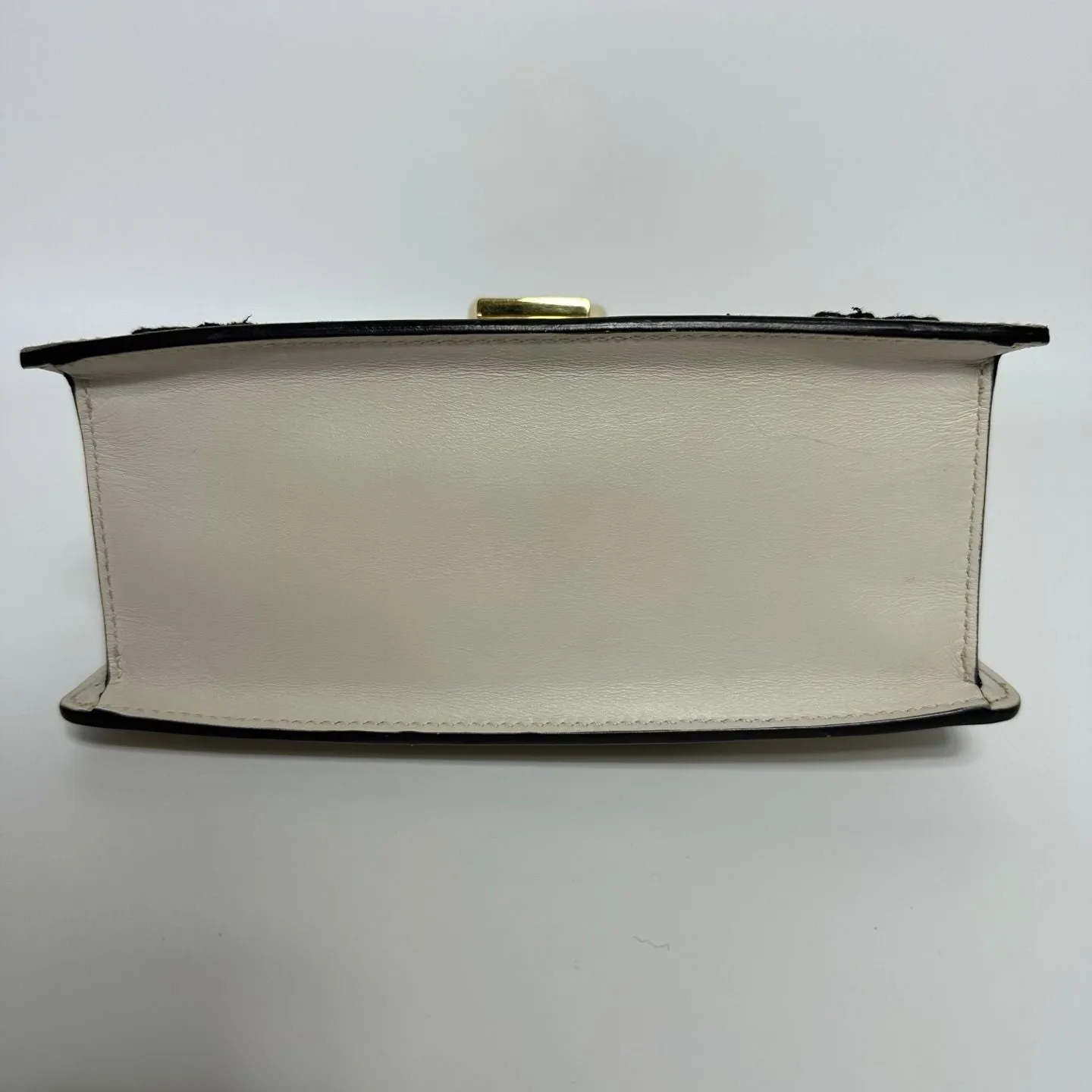 Preloved Gucci Sylvie Top Handle Bag Embroidered Leather - NG102590