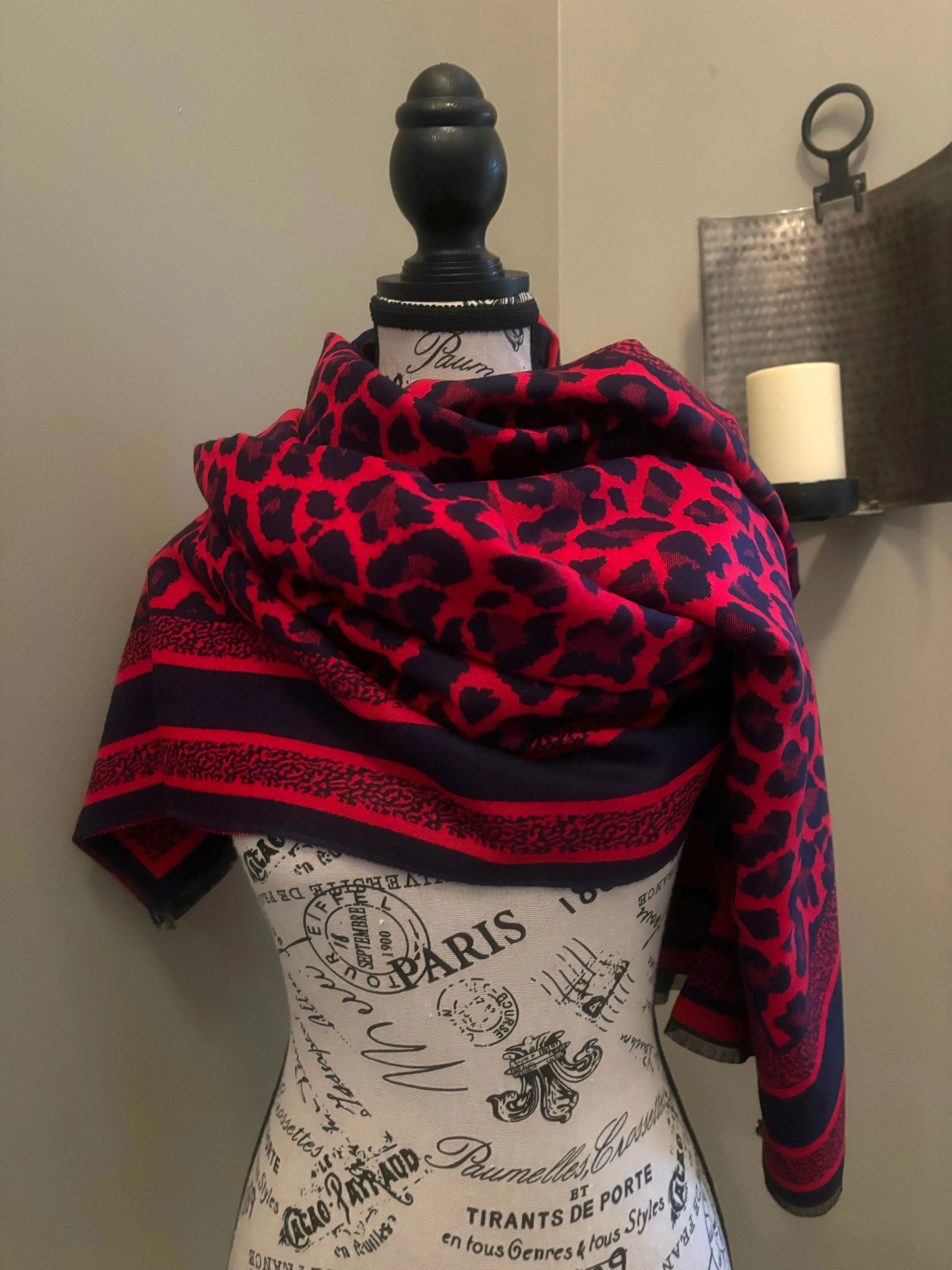 Reversible Leopard Pattern Scarf