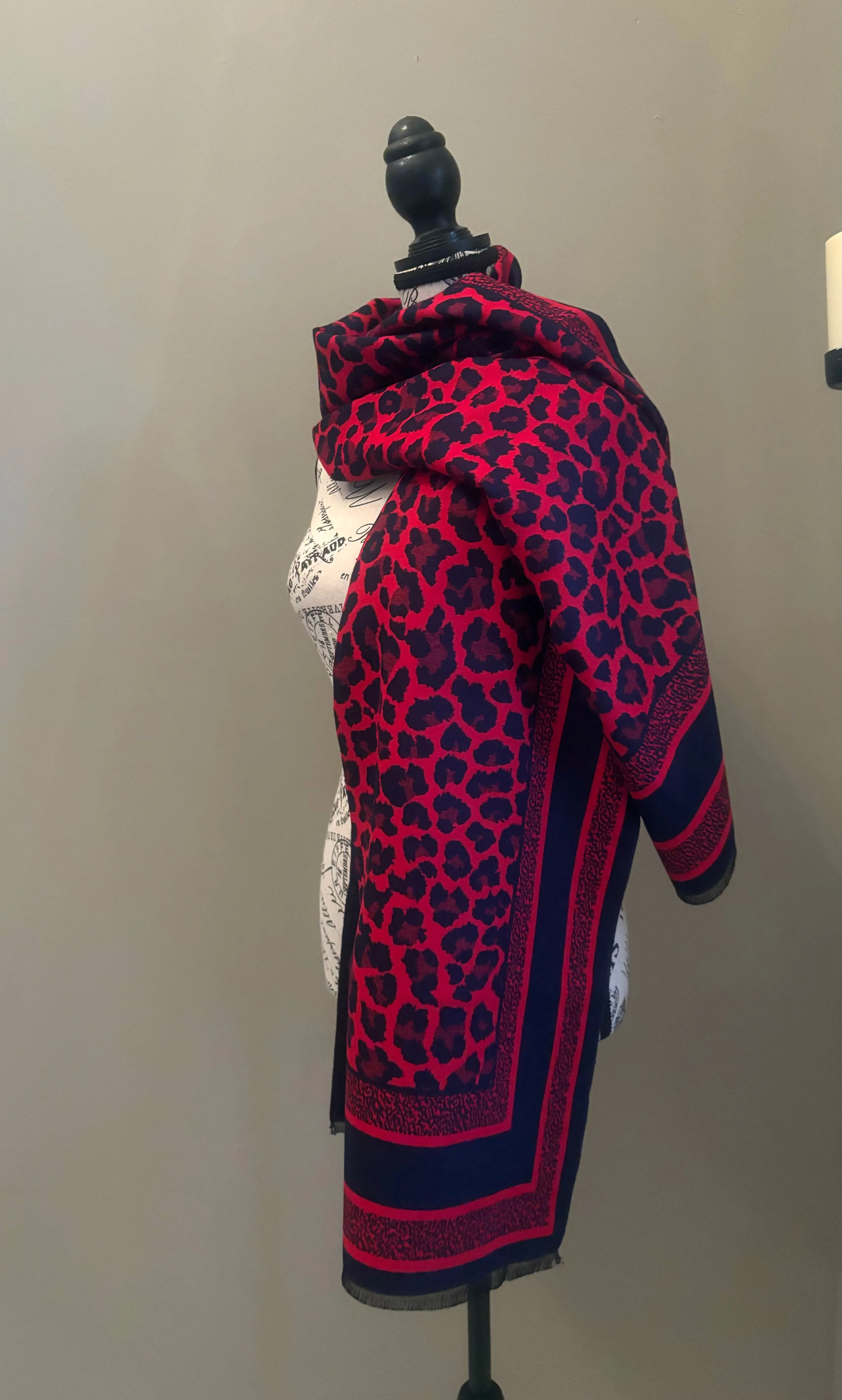 Reversible Leopard Pattern Scarf