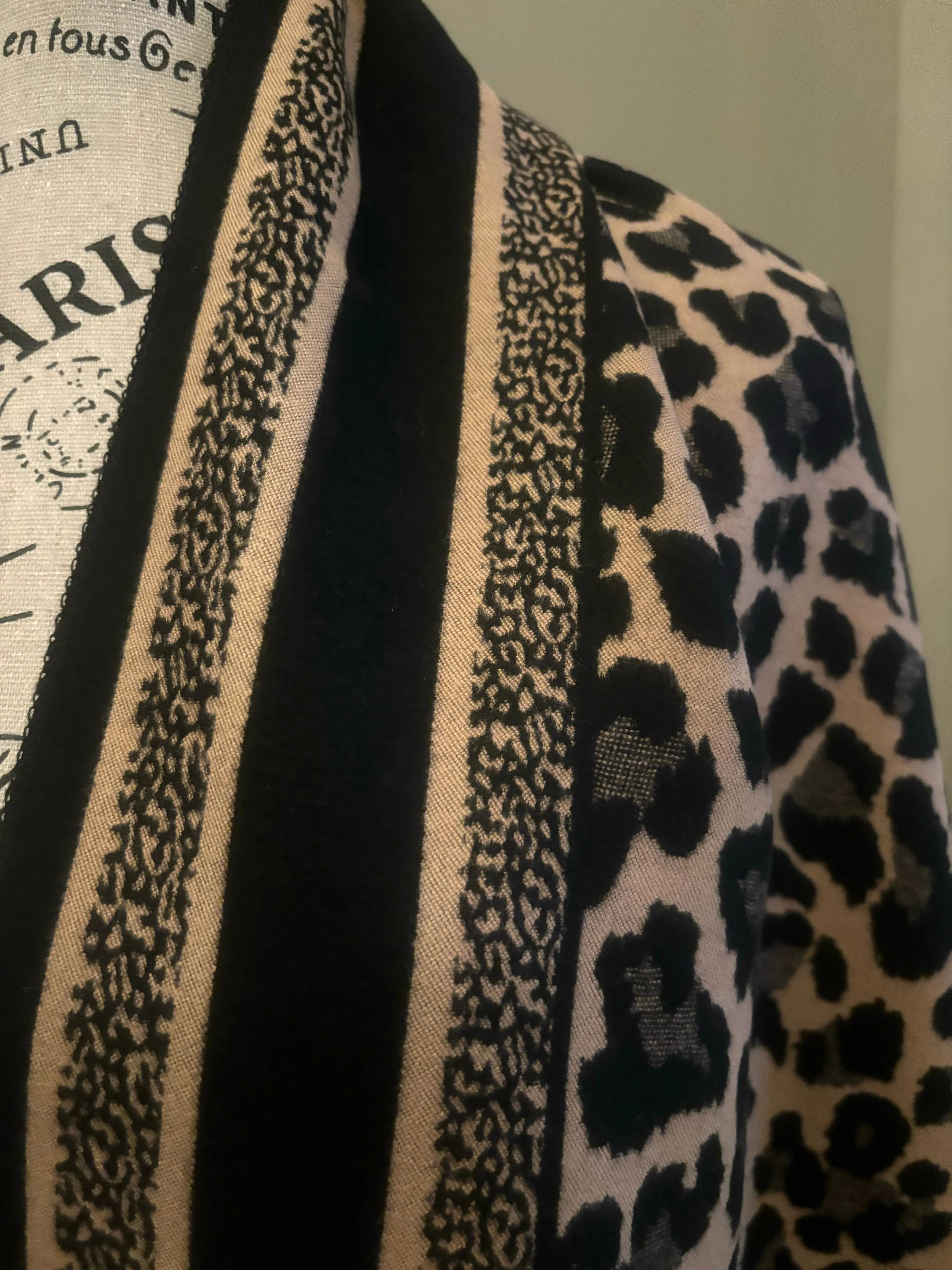 Reversible Leopard Pattern Scarf