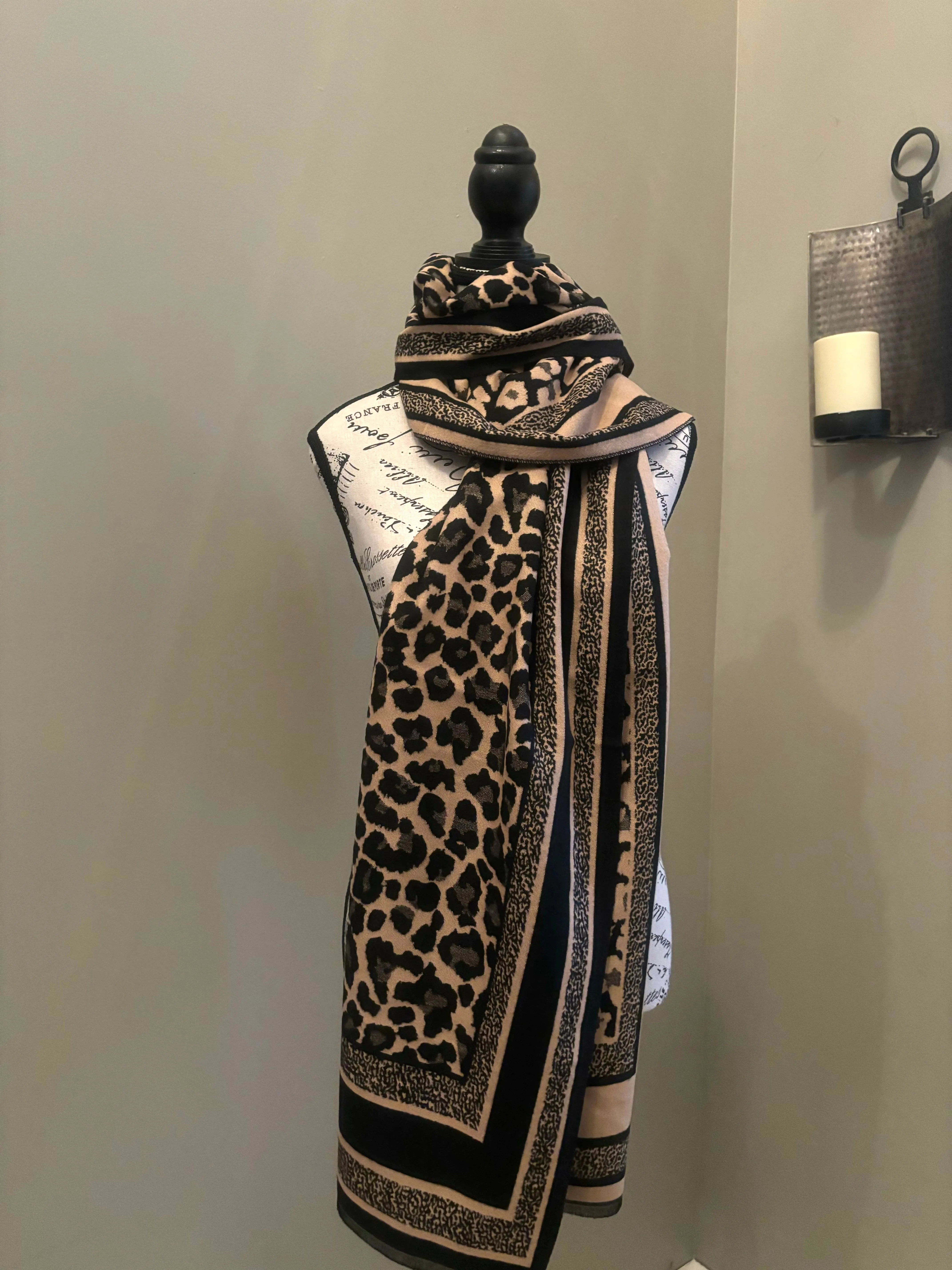 Reversible Leopard Pattern Scarf