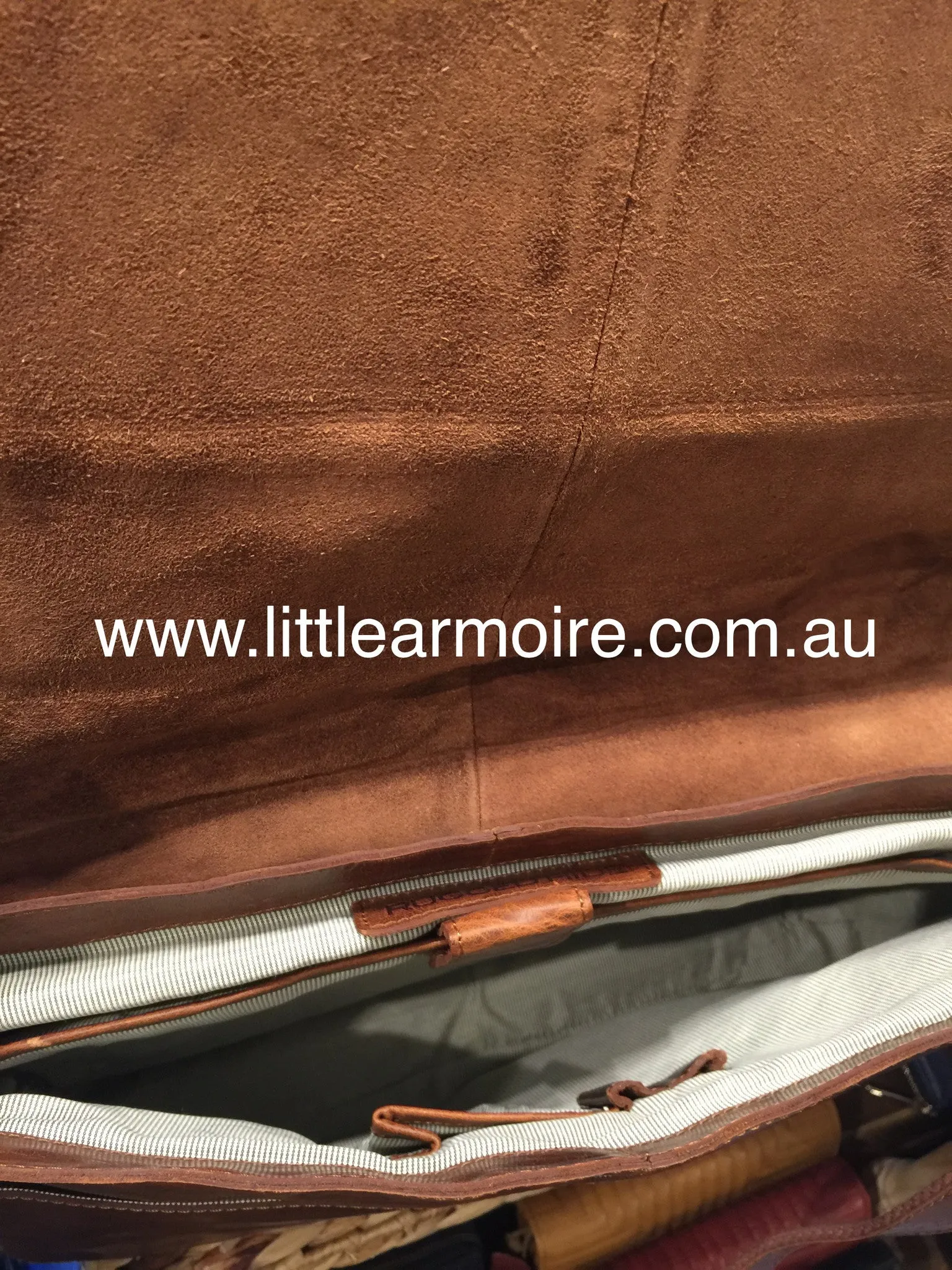 Rugged Hide RH-7001 Ottawa Leather Satchel Laptop Bag