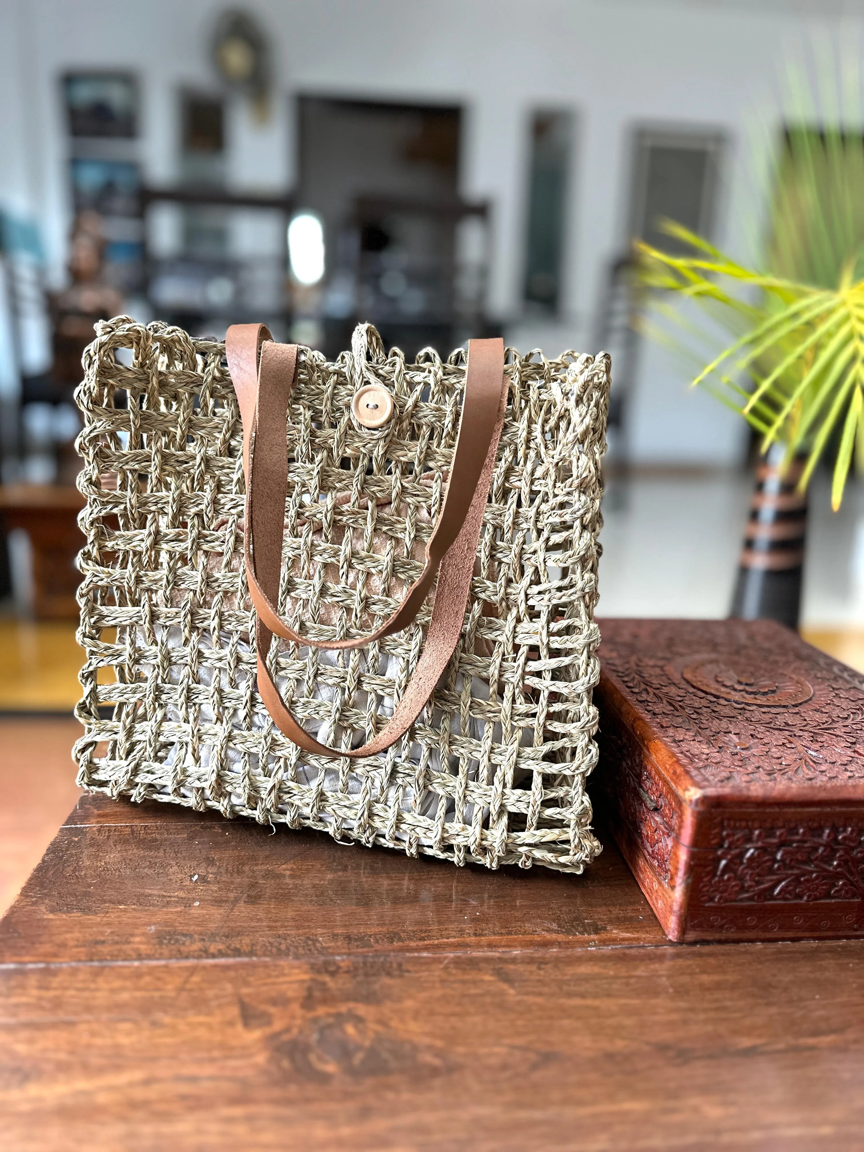 Sabai Mesh bag