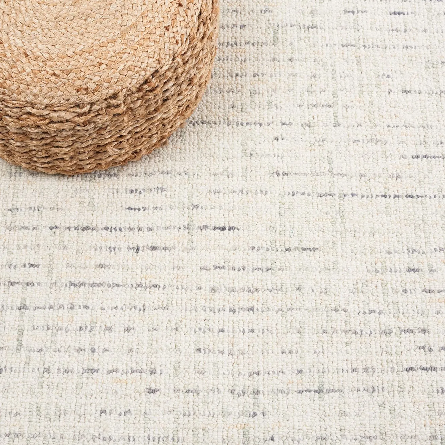 SAFAVIEH Abstract Collection Accent Rug - 3' x 5', Ivory & Light Grey, Handmade Wool, Ideal for High Traffic Areas in Entryway, Living Room, Bedroom (ABT468K)