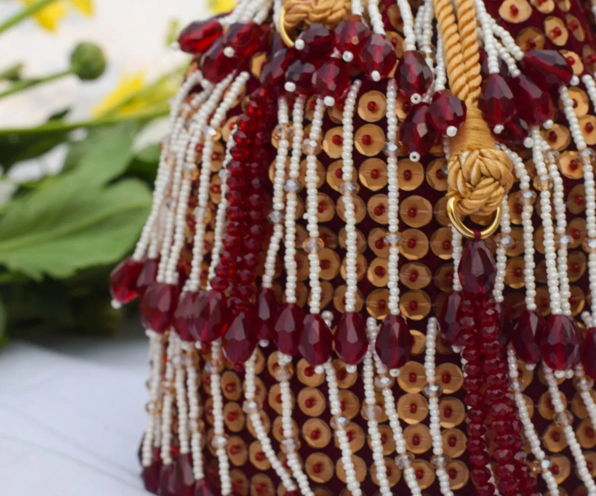 Shayna Bucket Bag – Red & White