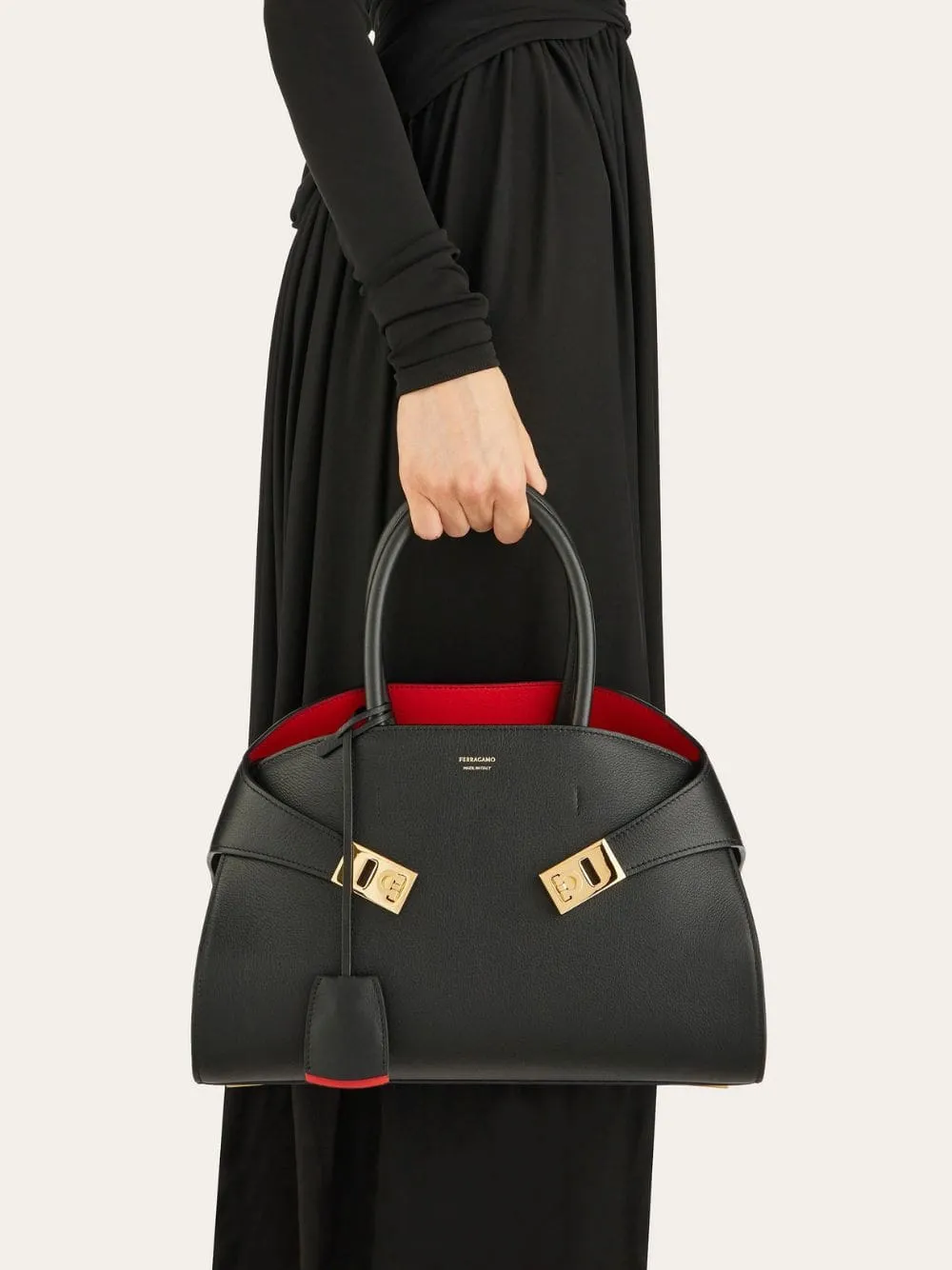 Small Hug Handbag