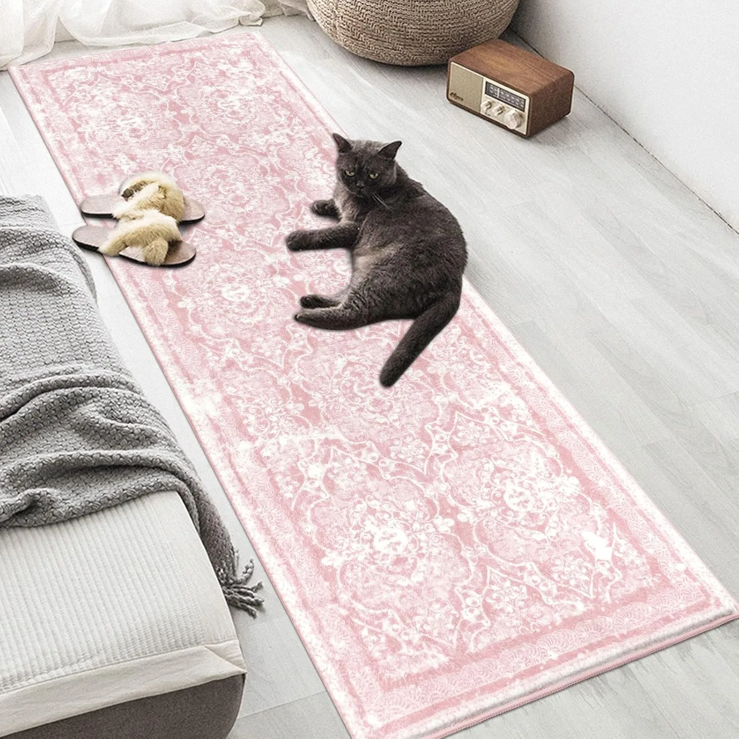 Vaukki Hallway Runner Rug, Vintage Shaggy Soft Laundry Rug Runner, Non Slip Entryway Runner Mat, Washable Farmhouse Kitchen Area Carpet for Bathroom, Entryway and Bedroom (2' X 6', Pink)