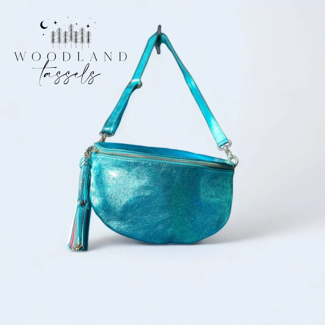 Vera Leather Metallic Sling Bag